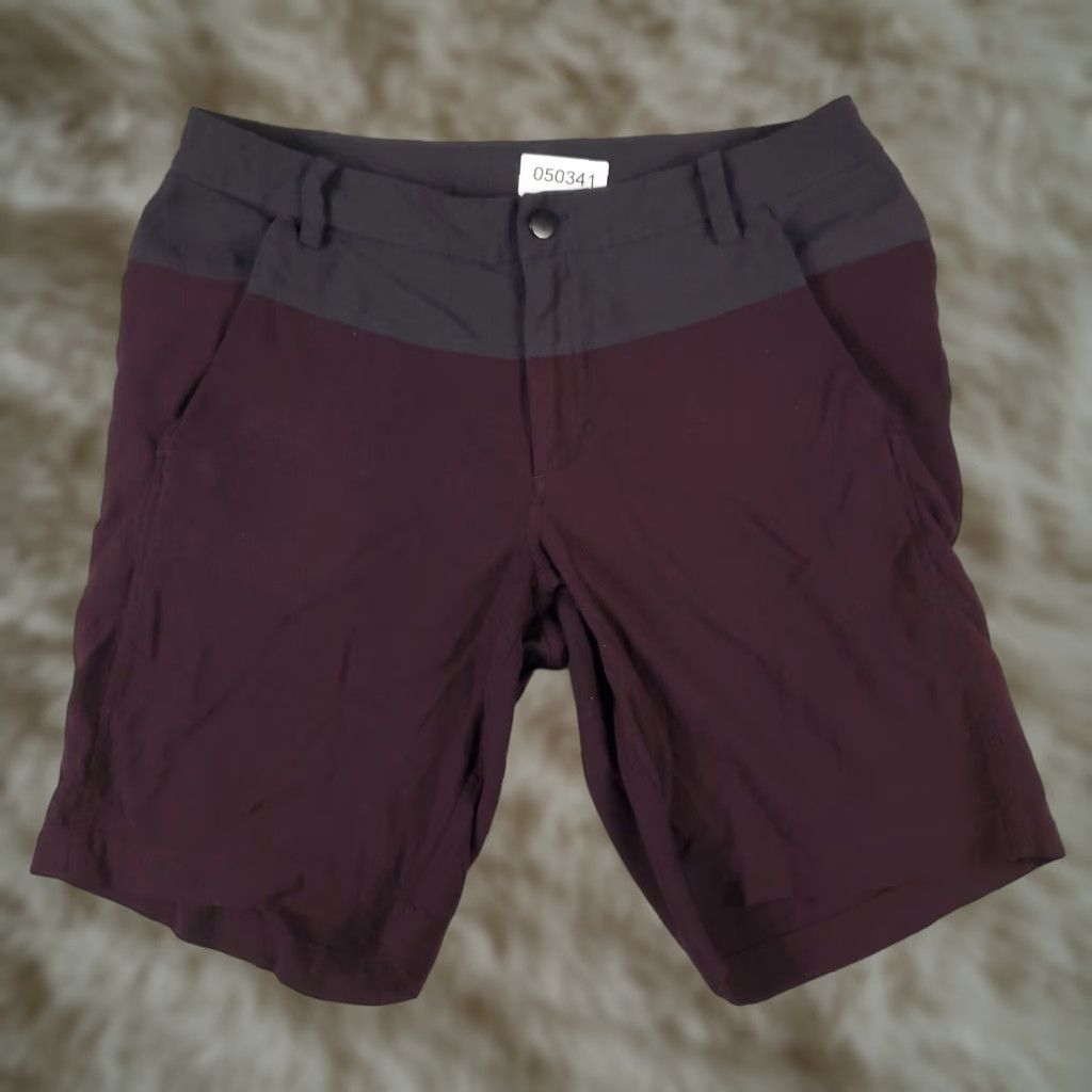 Lululemon Lululemon Mens Shorts 32 Burgundy Chino Flat Front Polyester Casual Business Travel Workwear Pockets Belt Loops Logo 90s? Size US 32 / EU 48 - 1 Thumbnail