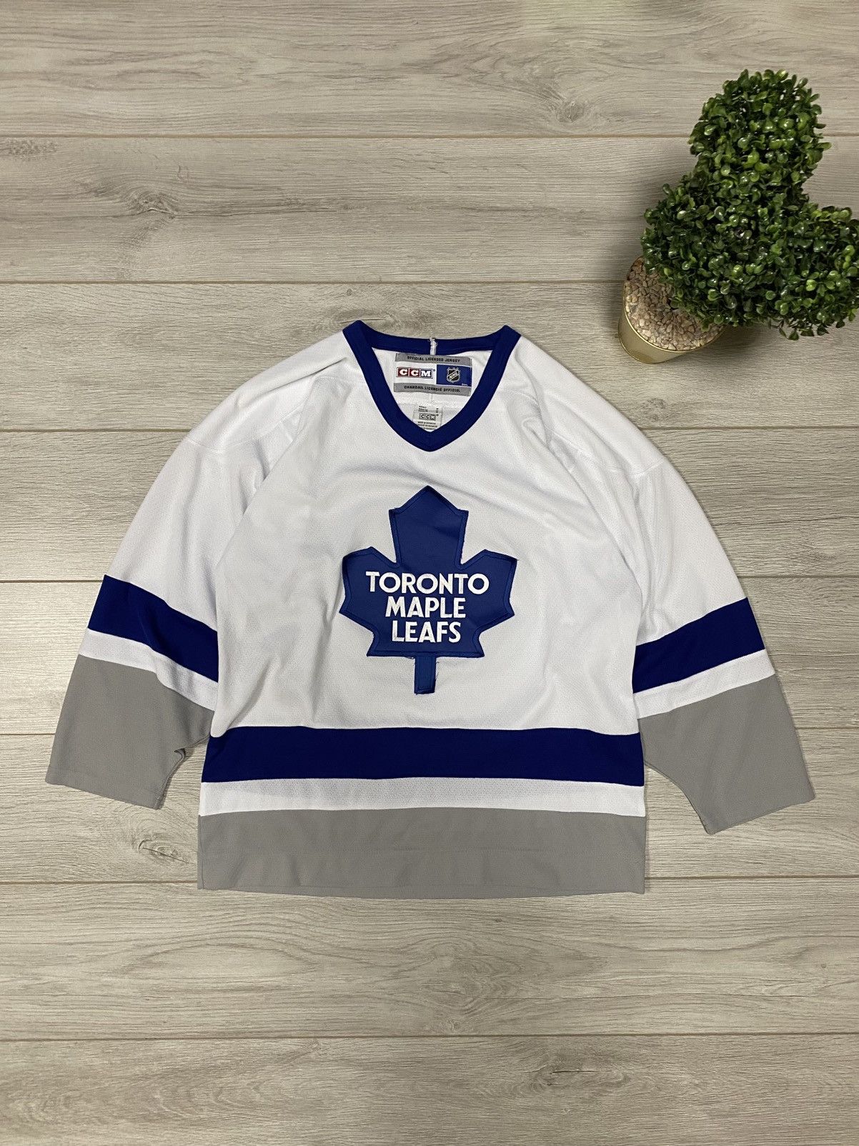 NFL Toronto Maple leafs Canada hockey jersey long sleeve Size US M / EU 48-50 / 2 - 1 Thumbnail