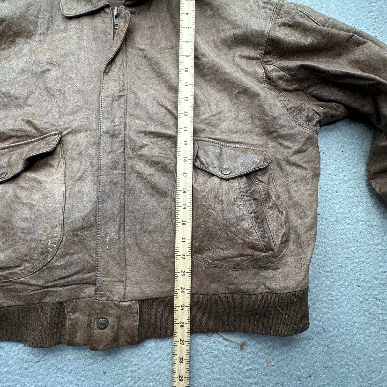 Roundtree & Yorke Vintage Roundtree & Yorke Bomber Leather Jacket XL Map Size US XL / EU 56 / 4 - 6 Thumbnail
