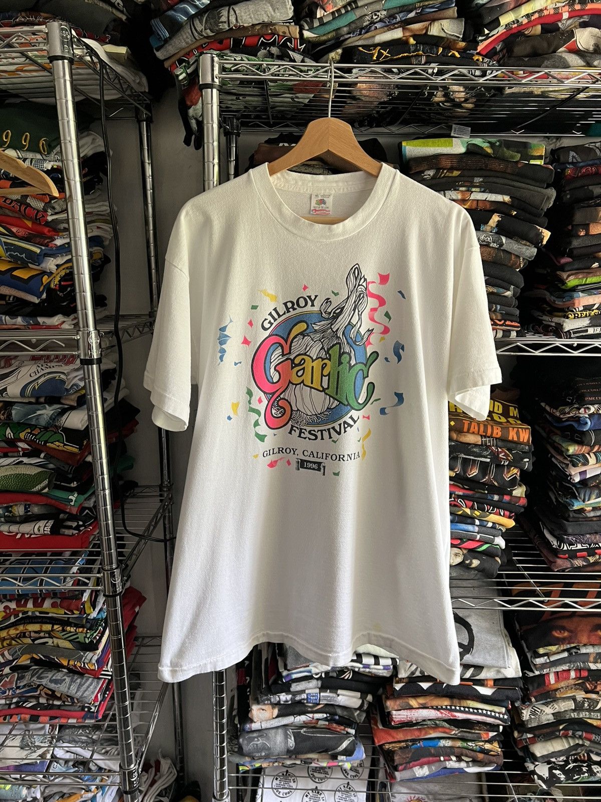 Fruit Of The Loom 1996 Gilroy Garlic Festival Single Stitch Tee Size US XL / EU 56 / 4 - 1 Thumbnail