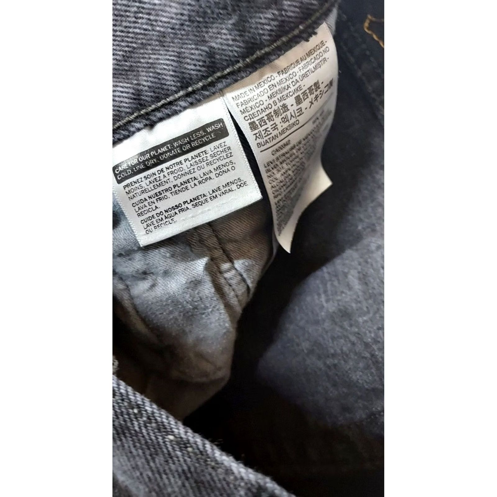 Levi's Levi's 501 Mens Jeans Button Fly 36x30 Black Denim Straight Regular Fit WW Mens Size US 36 / EU 52 - 7 Thumbnail