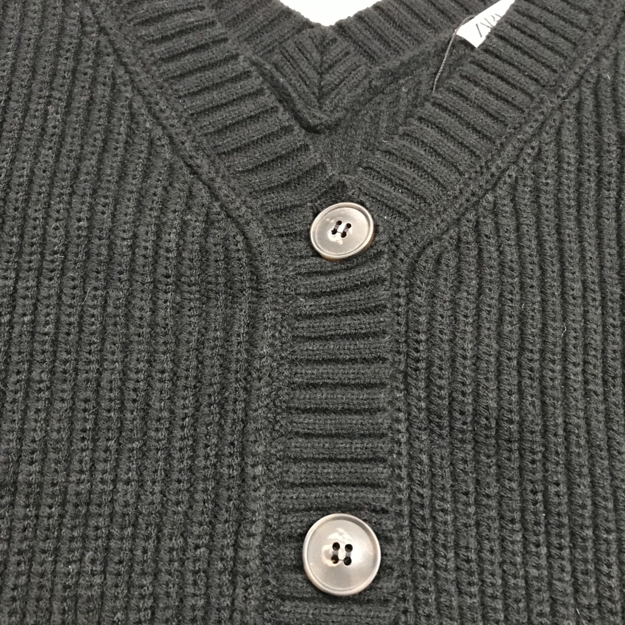 Zara Zara Black V-Neck Cropped Cardigan Sweater Women's Large Rib Size L / US 10 / IT 46 - 8 Thumbnail