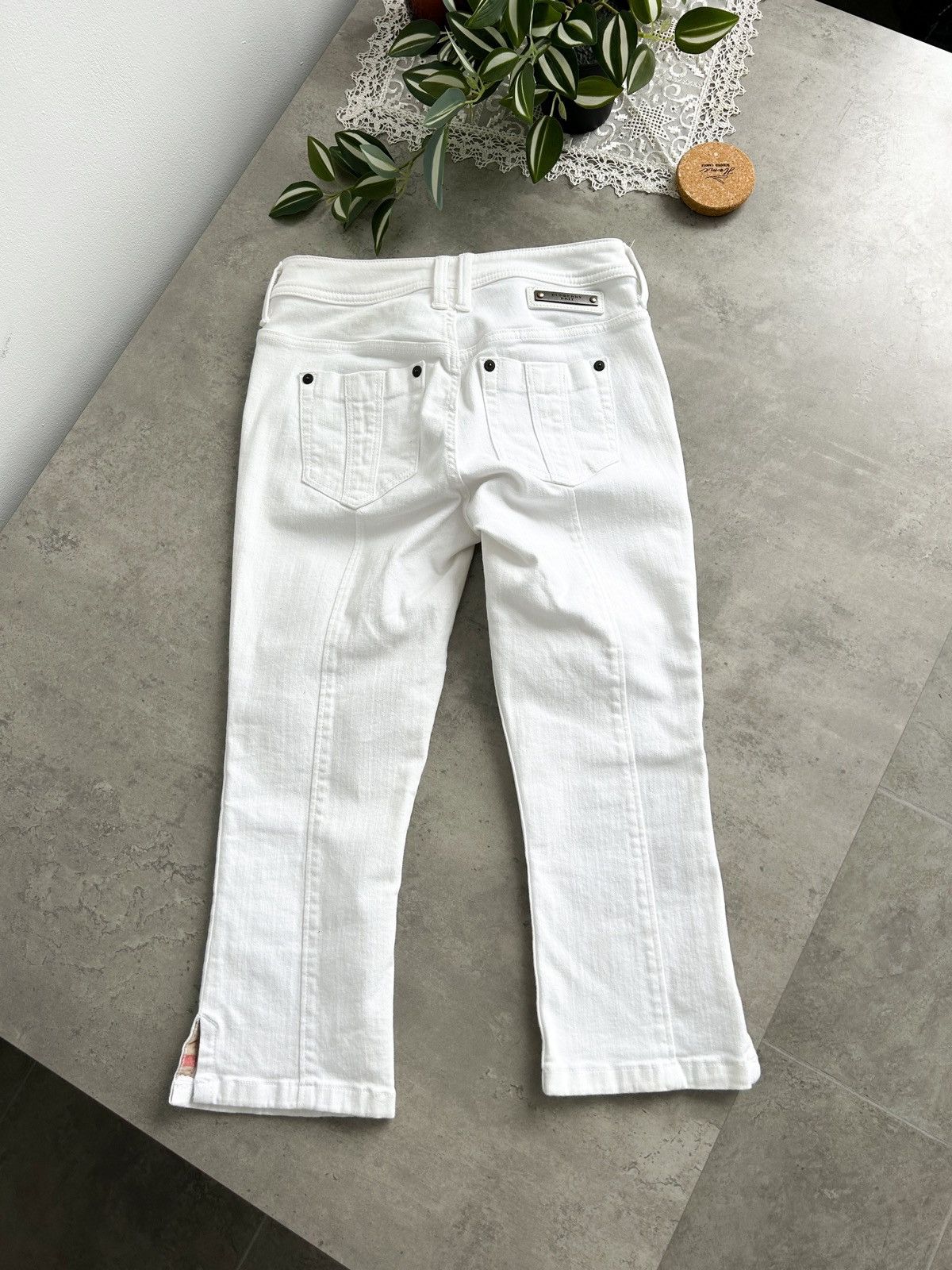 Burberry × Vintage Burberry amazing low waist capri Y2K old money denim Size 27" / US 4 / IT 40 - 7 Thumbnail