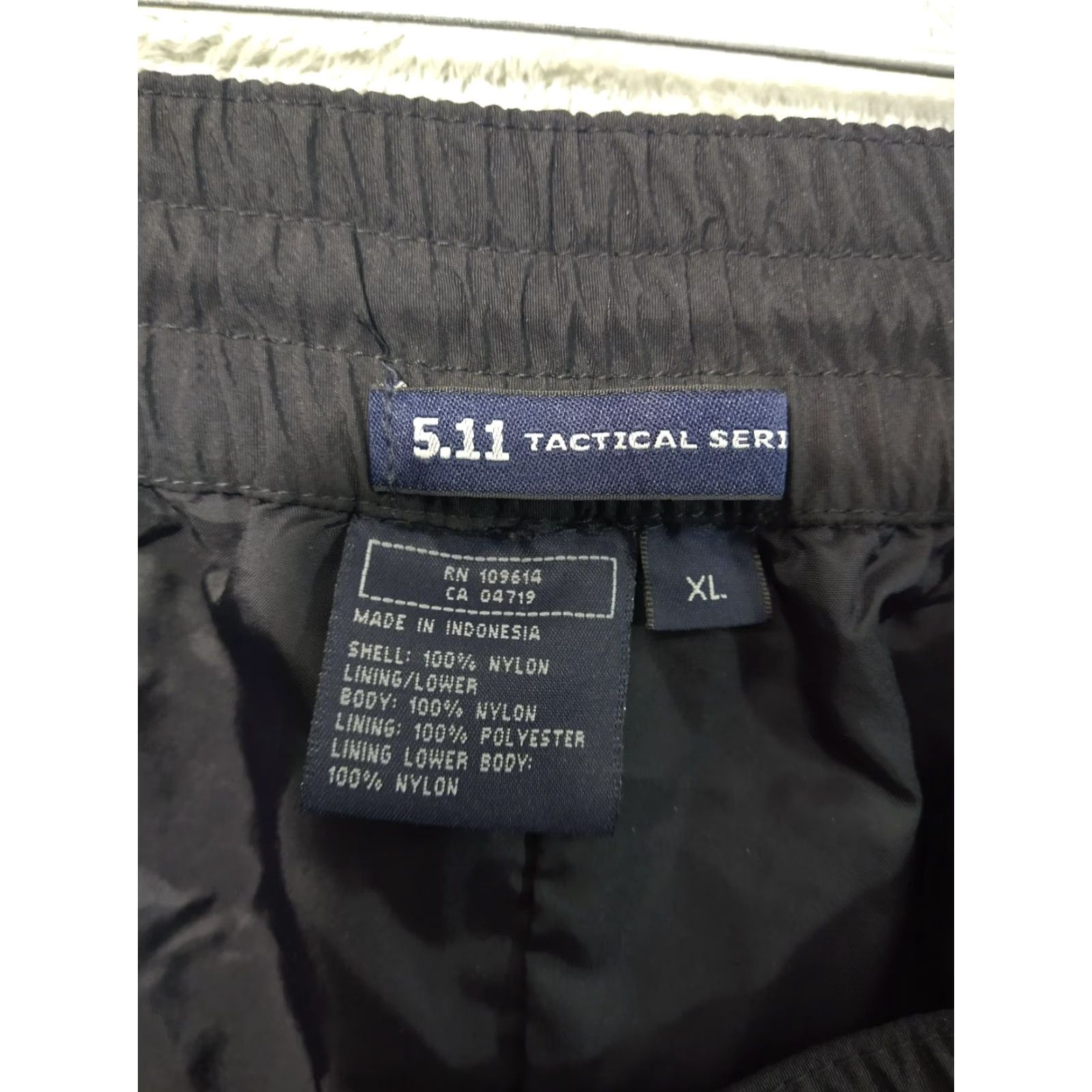 Vintage 5.11 Tactical Pants Mens XL Black Nylon Rain Waterproof Straight Leg High Rise Regular Inseam 33 in Size US 36 / EU 52 - 7 Thumbnail