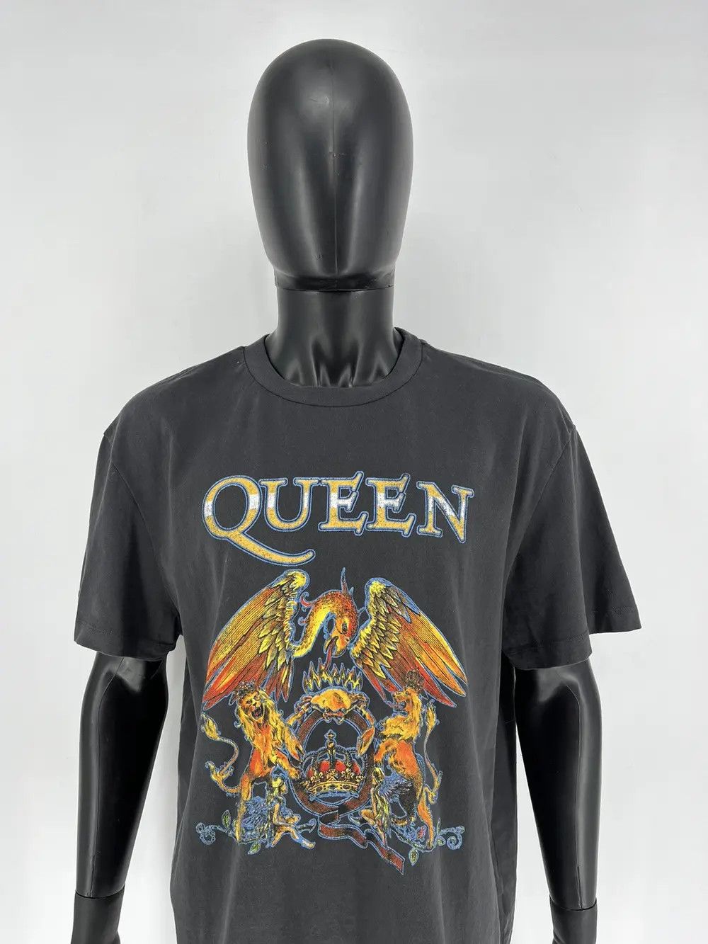 Band Tees Mens Vintage QUEEN T Shirt Rock Band Tee Size US XL / EU 56 / 4 - 1 Thumbnail