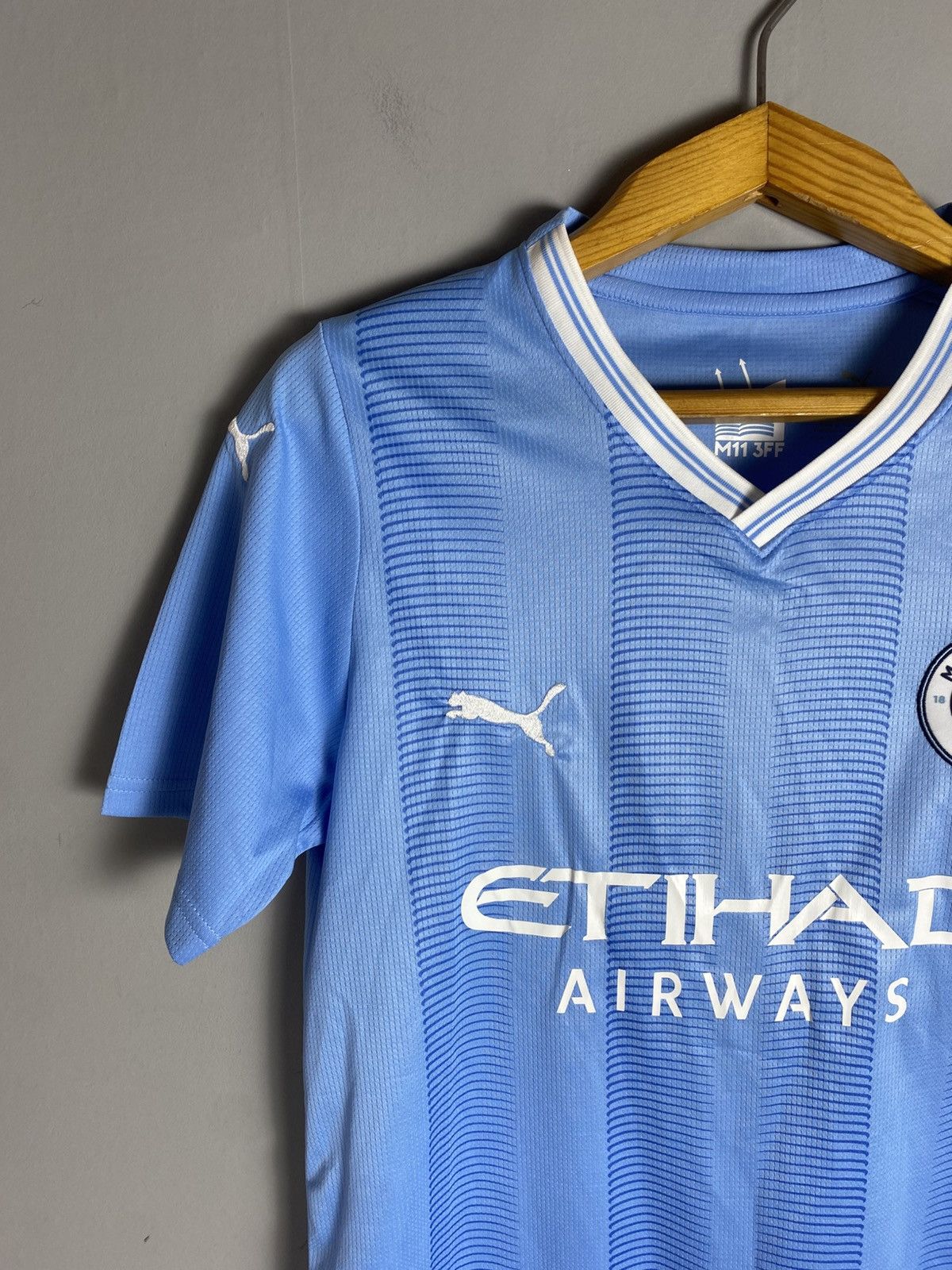 Puma Vintage Puma Manchester Sity football jersey Size US S / EU 44-46 / 1 - 2 Thumbnail