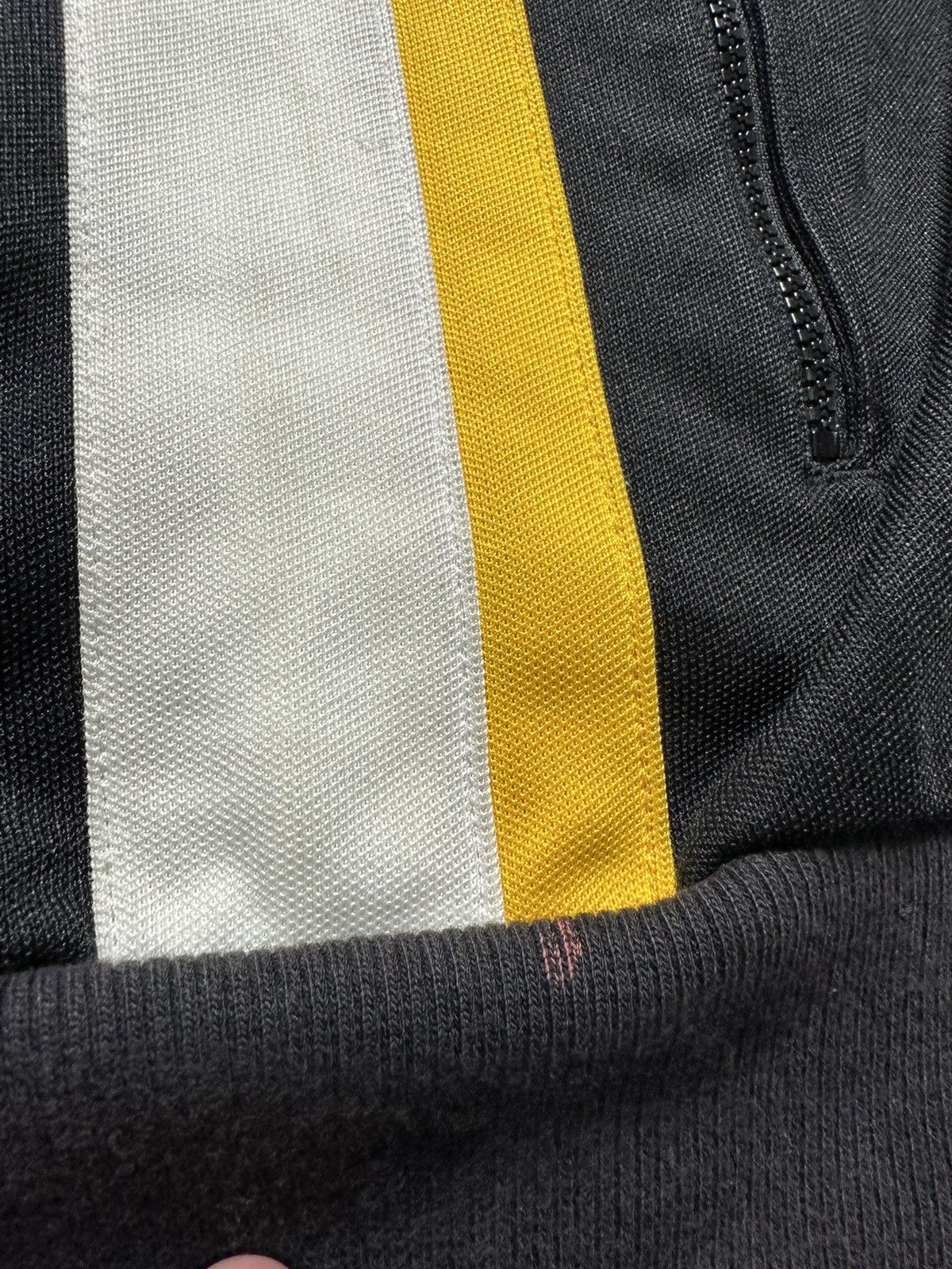 Adidas × Vintage Vintage Juventus Track Top Jacket Football Training 2000s Size US L / EU 52-54 / 3 - 15 Thumbnail