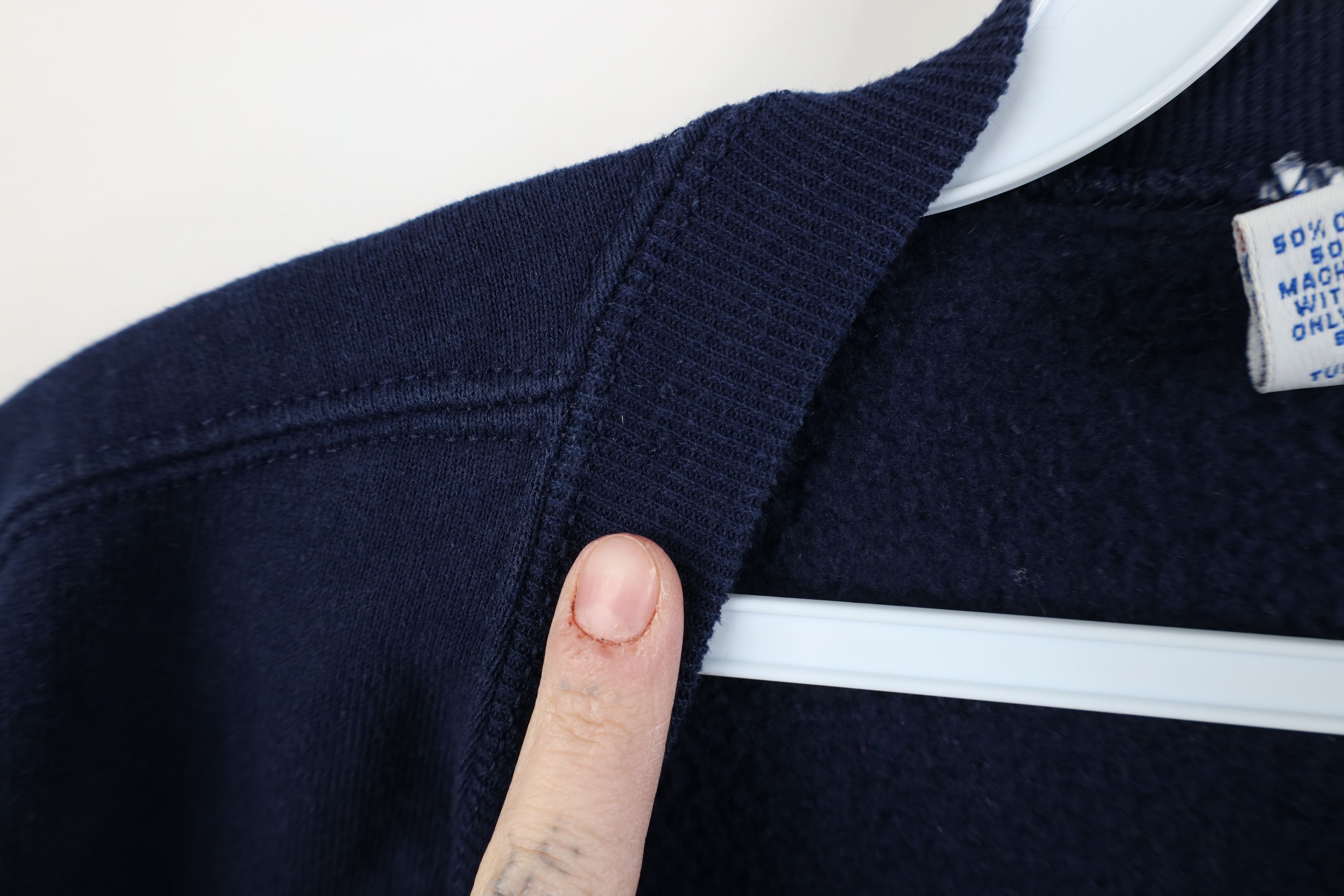 Russell Athletic Vintage 90s Russell Athletic Crewneck Sweatshirt Navy Blue Size US L / EU 52-54 / 3 - 7 Thumbnail