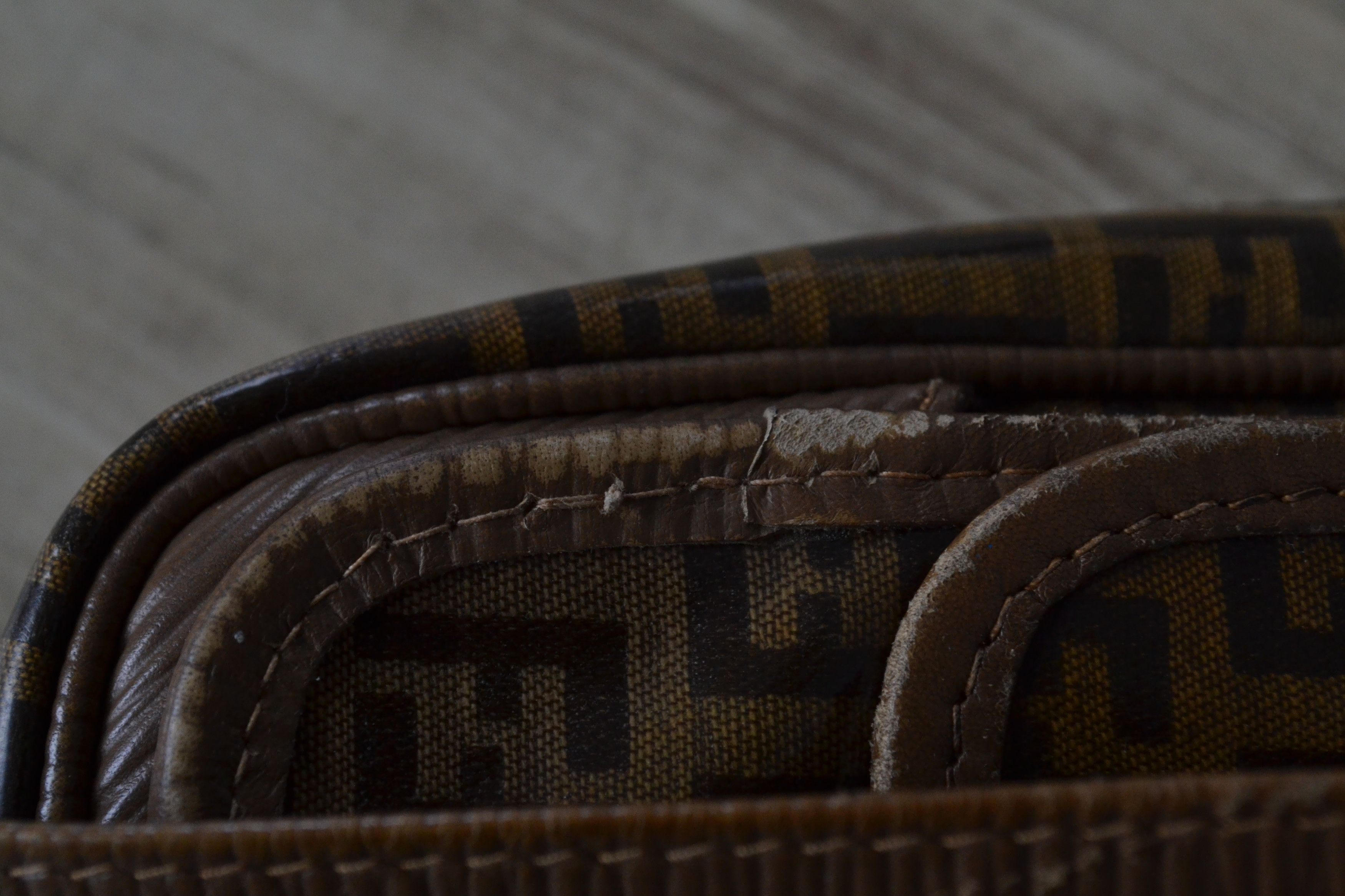 Fendi FENDI Crossbody Bag Clutch Brown FF 90s Zip Logo Monogram Size ONE SIZE - 7 Thumbnail