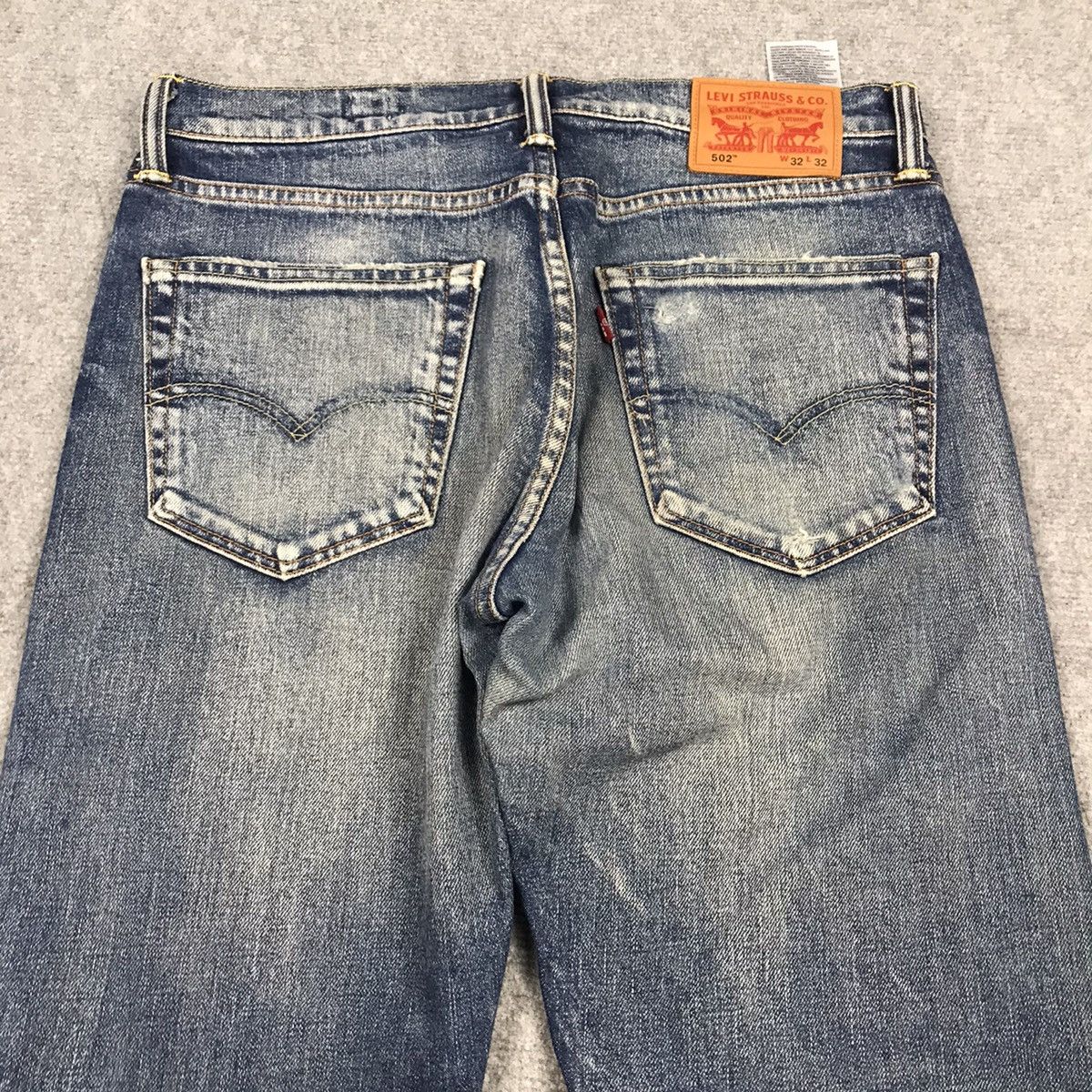 Japanese Brand × Levi's Vintage Clothing LEVIS 502 JAPAN BLUE FADED DENIM PANTS Size US 30 / EU 46 - 11 Thumbnail