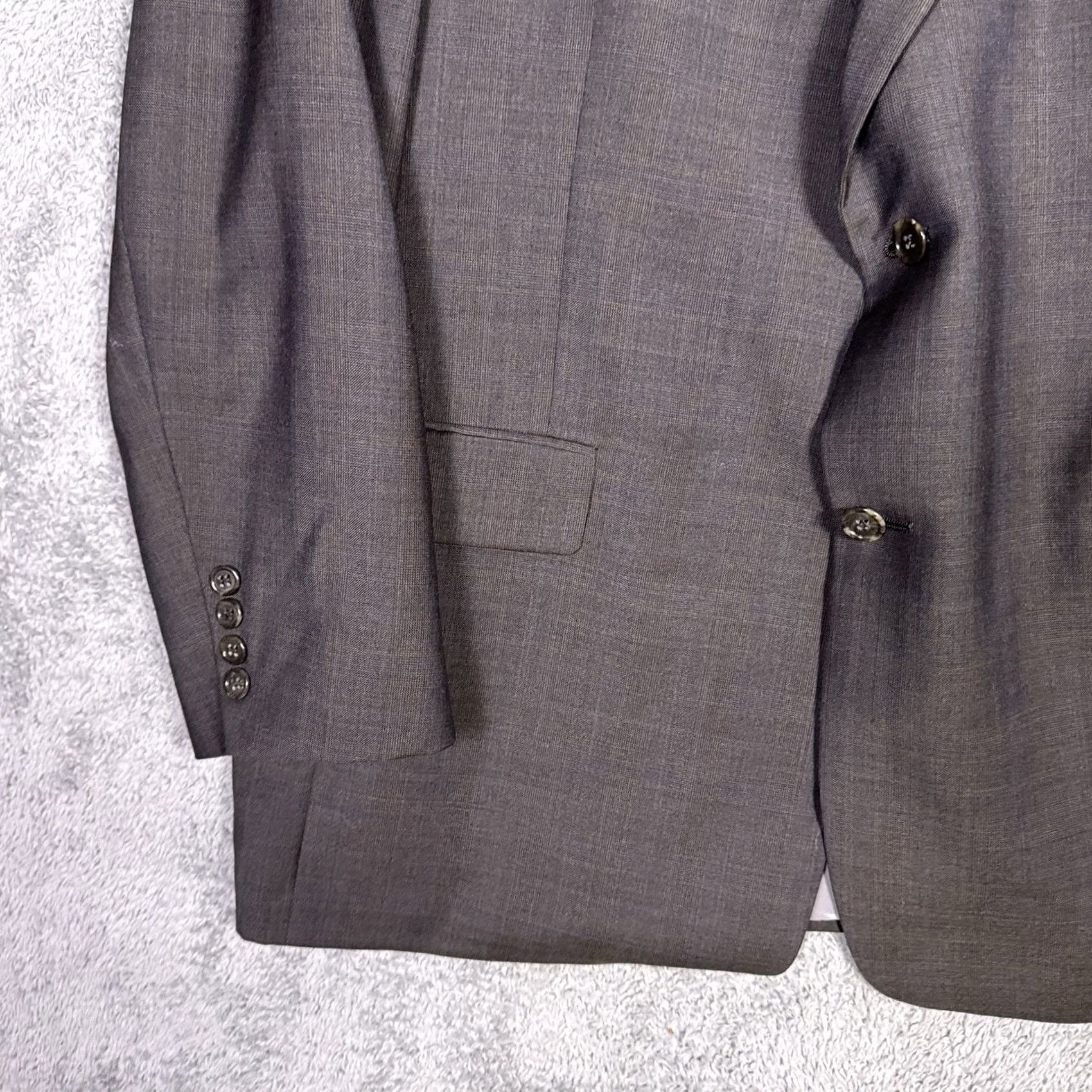 Hart Schaffner Marx Hart Schaffner Marx Gold Trumpeter Suit Mens 46R 42x32 Wool 2 Piece Set Cuffed Size 46R - 4 Thumbnail