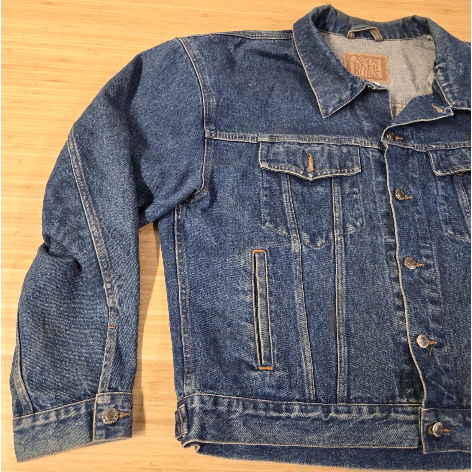 Vintage VINTAGE Canyon River Blues Denim Jacket Mens L Blue Truck­er Classic Style 35433 Size US L / EU 52-54 / 3 - 3 Thumbnail