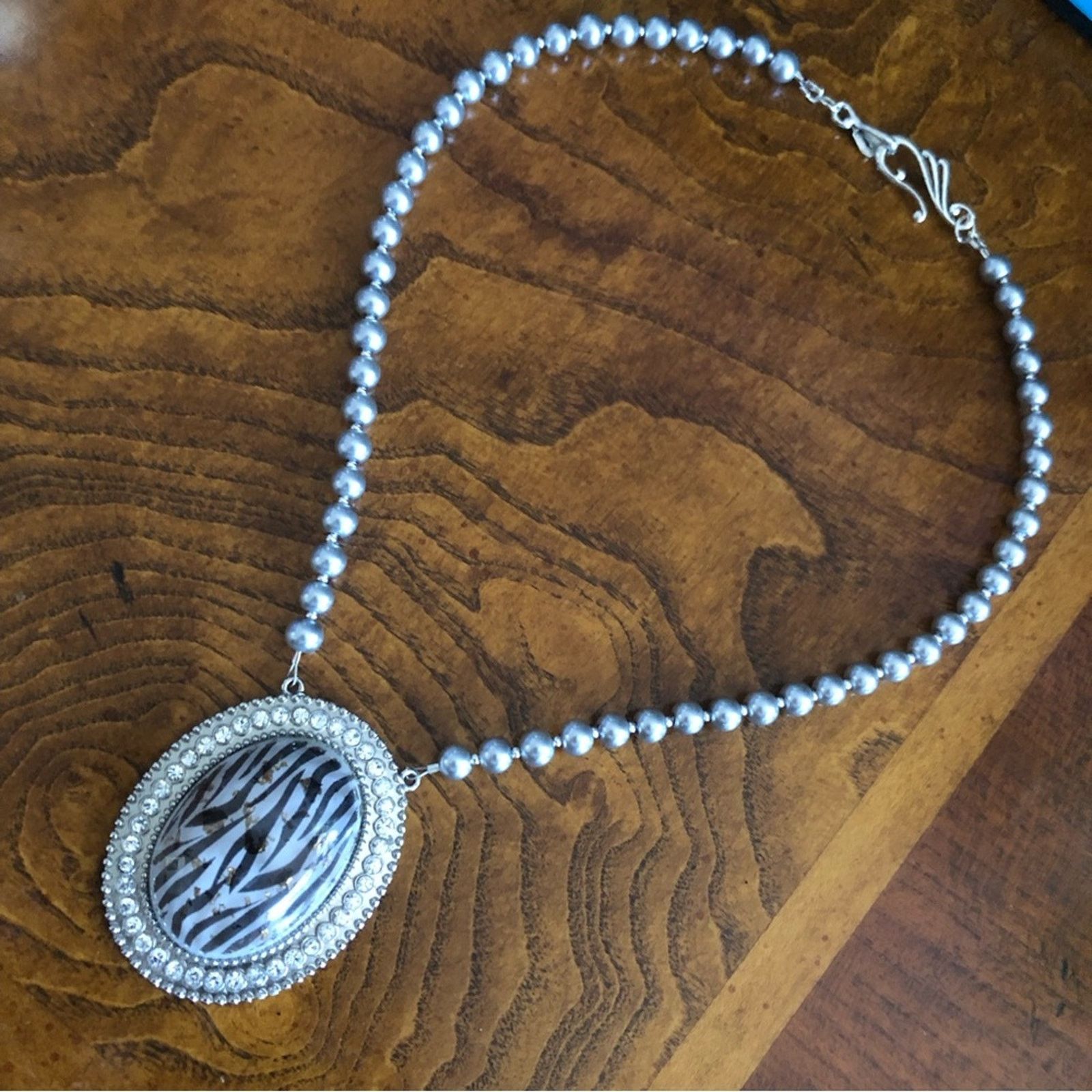 Handmade Handcrafted repurpose animal print halo Pearl necklace Size ONE SIZE - 8 Thumbnail