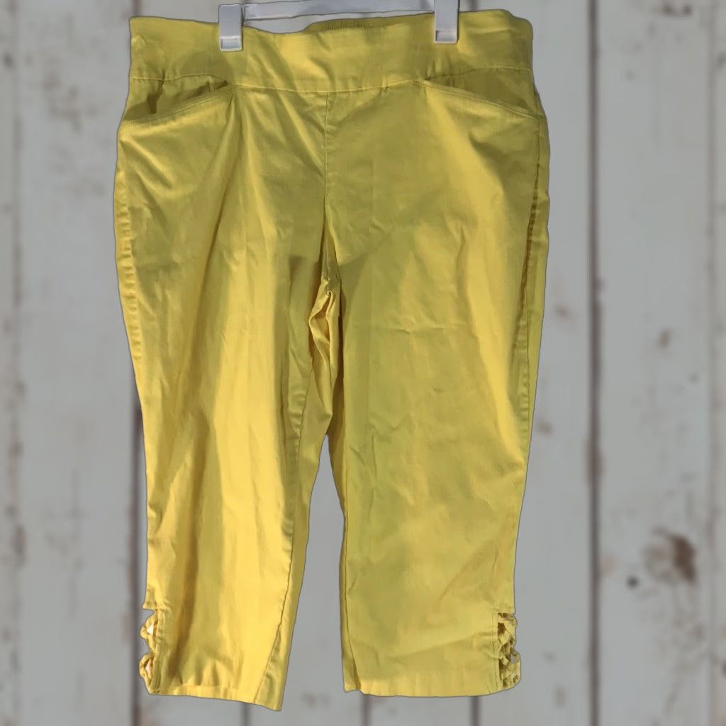 Vintage VINTAGE Kim Rogers Curvy Women's Cropped Pants Size 22W Yellow Knit Elastic Waist Casual Summer Size 40" / US 18 - 1 Thumbnail