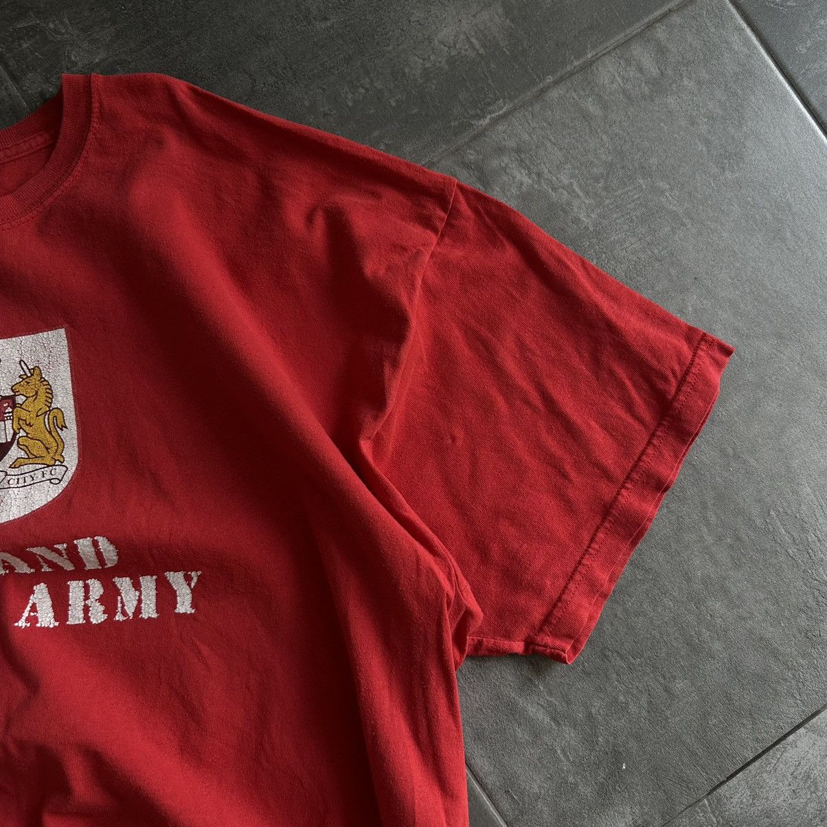 Japanese Brand × Vintage Vintage Bristol City FC T-shirts Red and White Army Y2K 00s Size US XXL / EU 58 / 5 - 5 Thumbnail