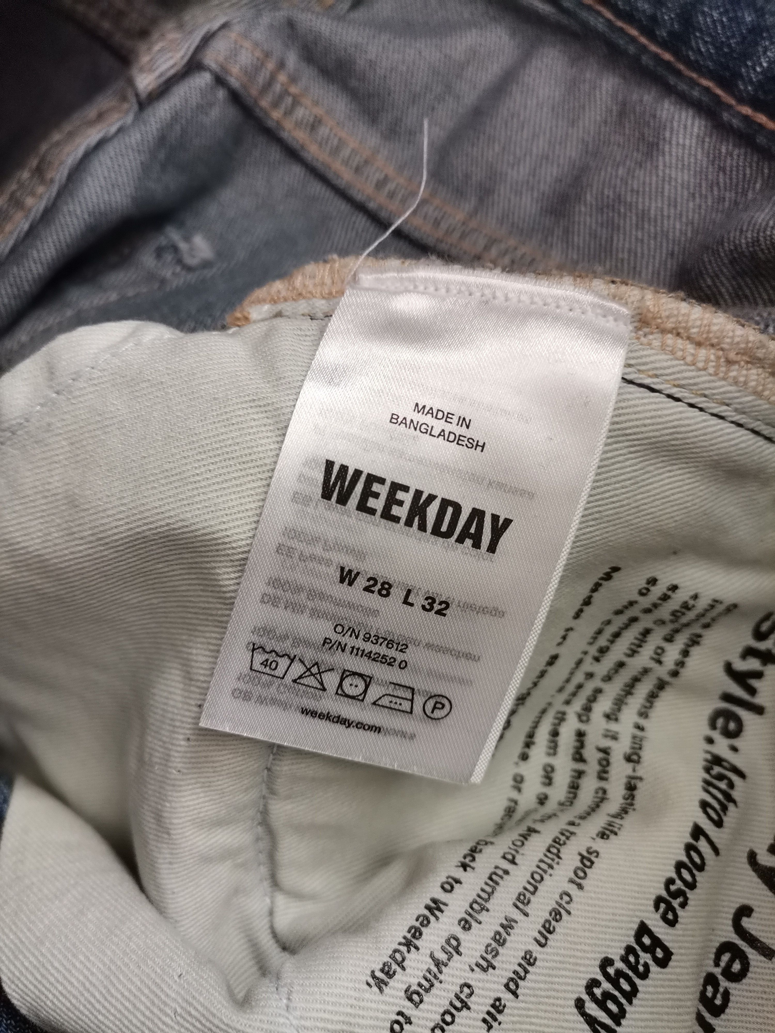 Weekday Weekday Astro Oversized Jeans Size US 28 / EU 44 - 2 Thumbnail