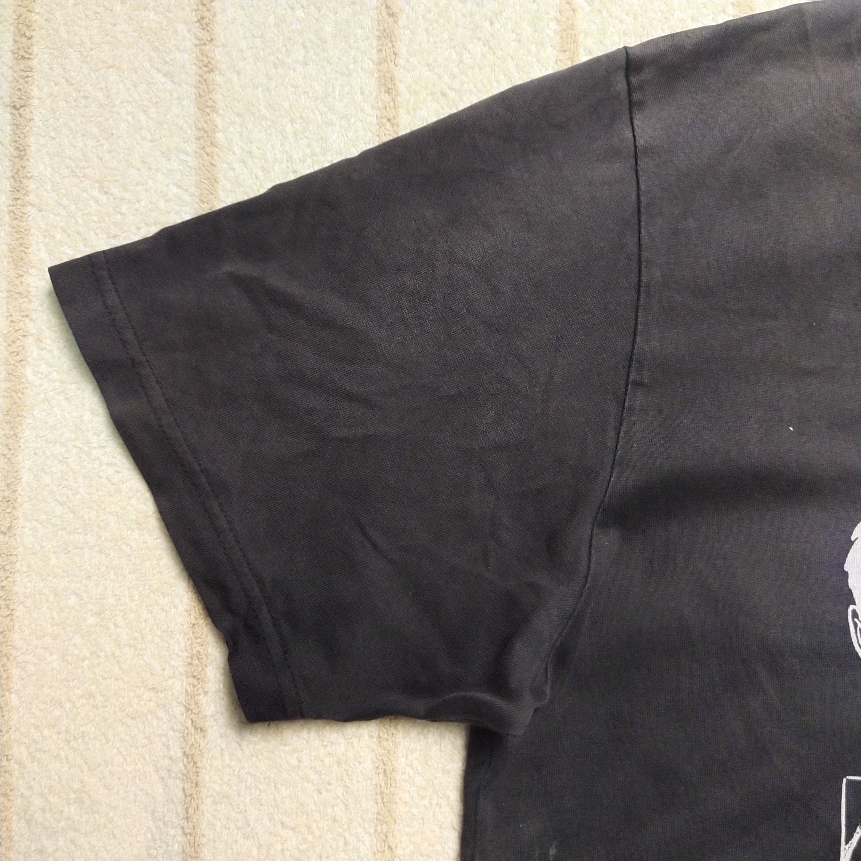 Anime × Cartoon Network × Uniqlo Kyojin no hoshi X Uniqlo Size US XL / EU 56 / 4 - 2 Thumbnail