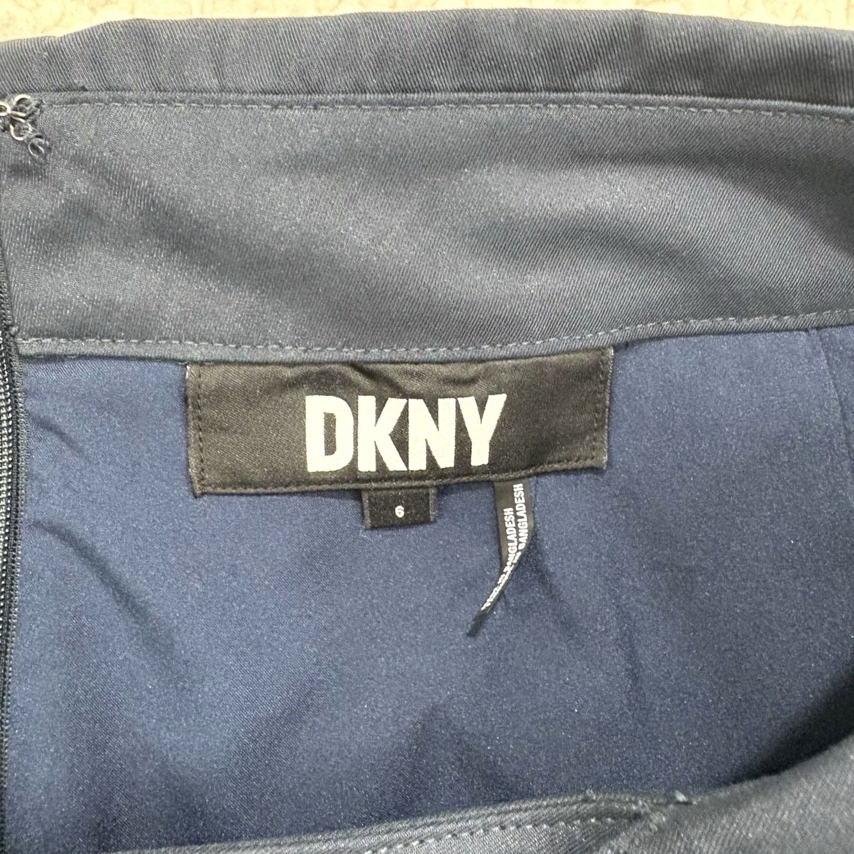 DKNY DKNY Skirt Pencil Navy Blue Knee Length Zip Back Belt Solid Career Office Regular 6 Women Size 28" / US 6 / IT 42 - 3 Thumbnail