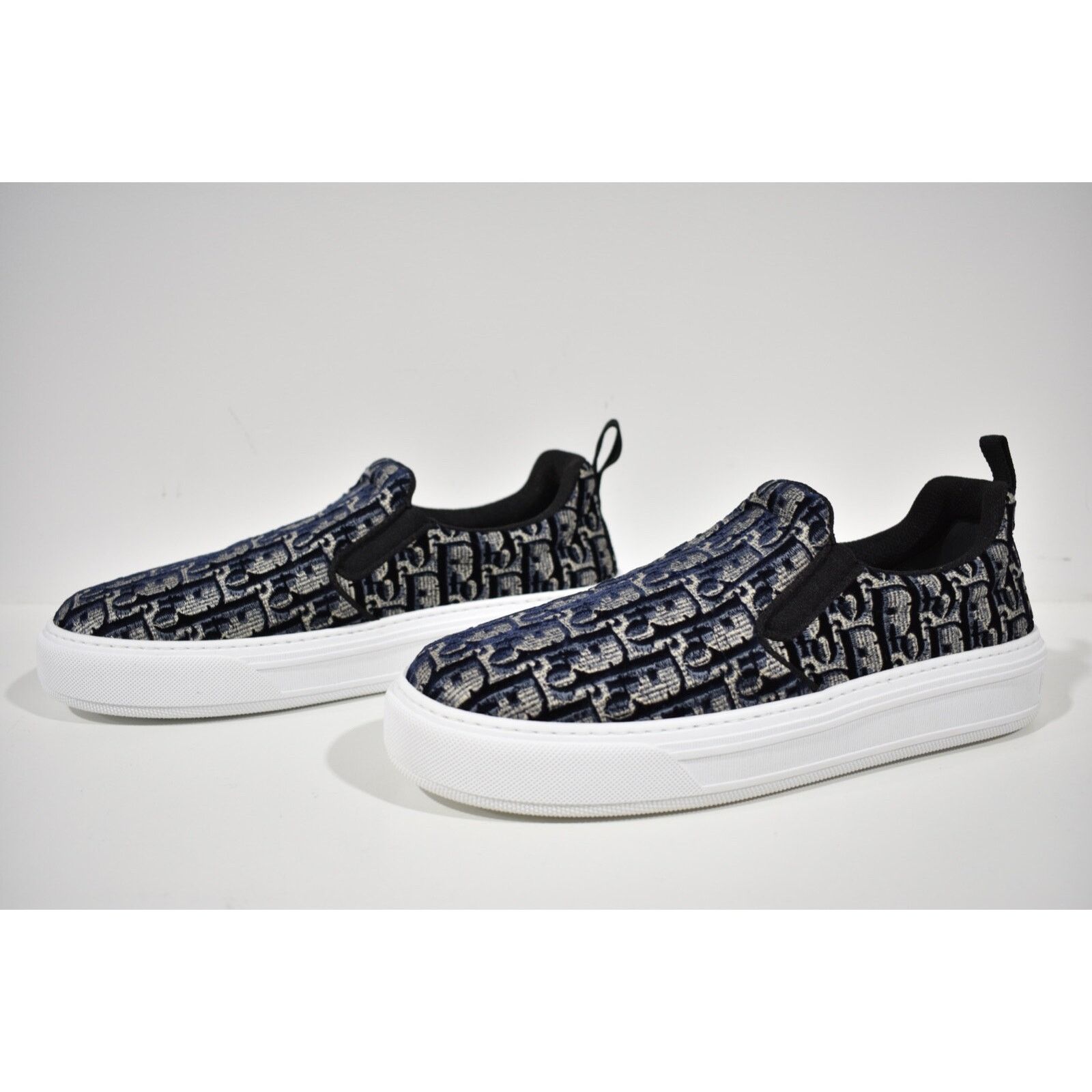 Dior Solar Oblique Logo White Flat Skate Slip On Low Sneaker 41.5 Size US 11.5 / IT 41.5 - 10 Thumbnail