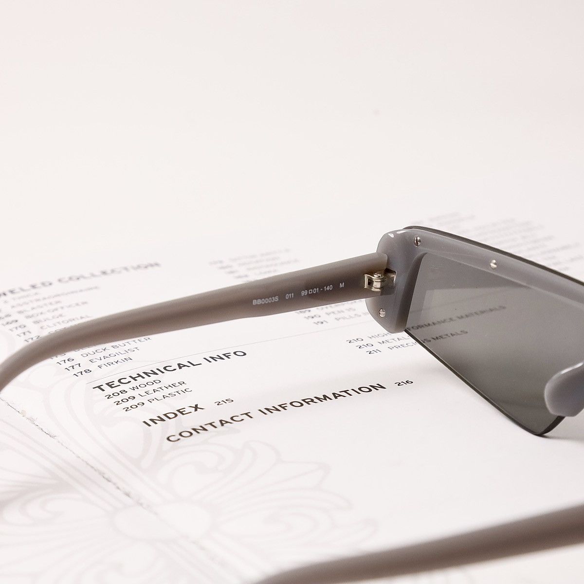 Balenciaga BALENCIAGA BB0003S SUNGLASSES Size ONE SIZE - 3 Thumbnail