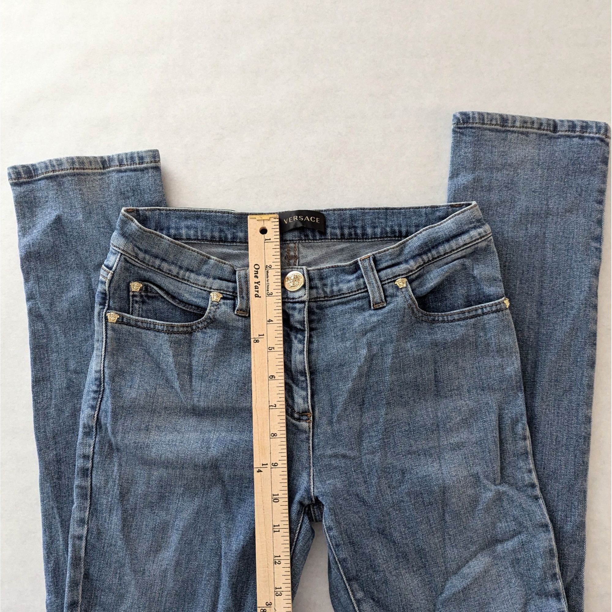 Versace Versace Women's Embroidered Jeans 28 Authentic Made In Italy Size 28" / US 6 / IT 42 - 9 Thumbnail