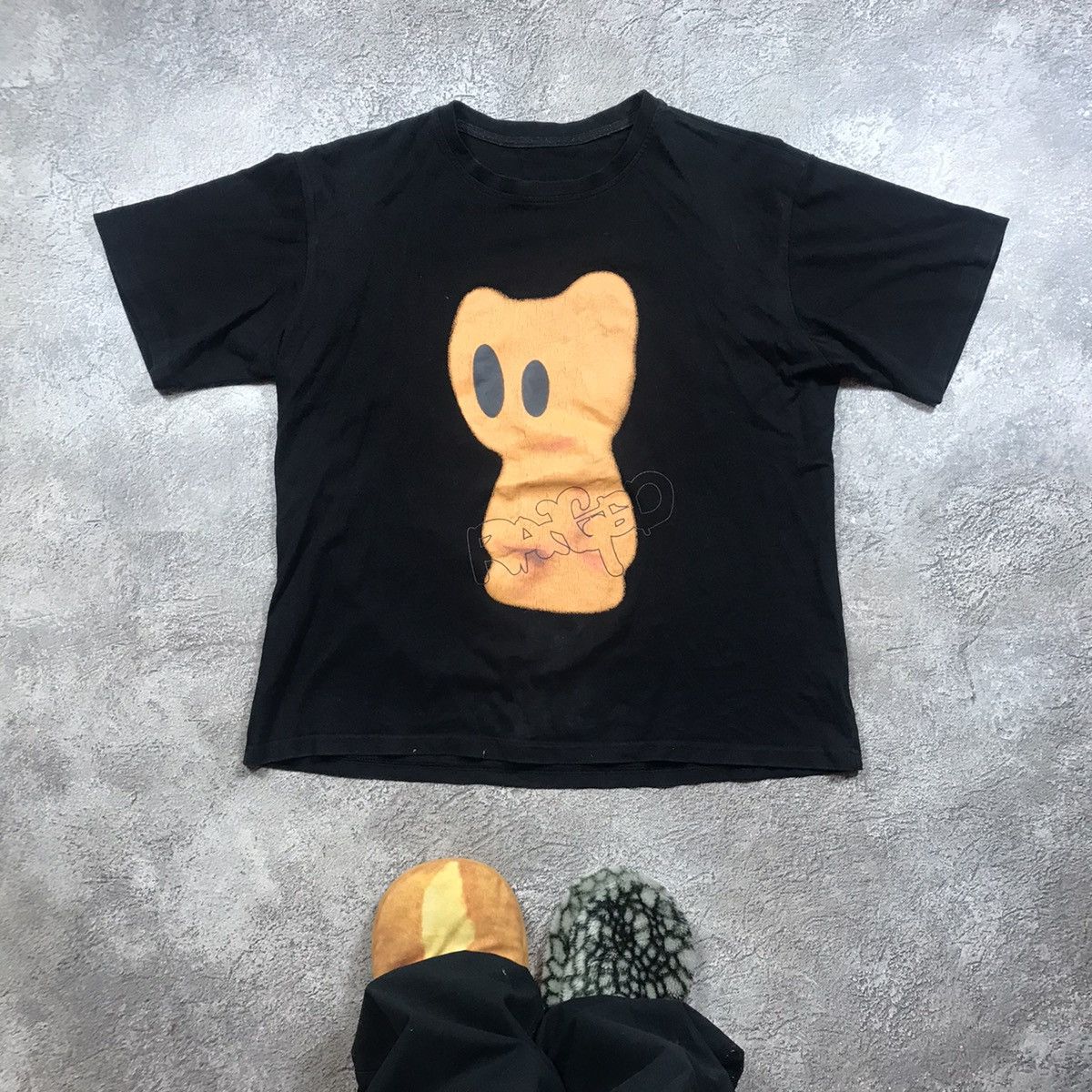 Vintage Vintage 90s Sun Faded Graphic Tee Y2K Streetwear Tapered L Size US L / EU 52-54 / 3 - 1 Thumbnail