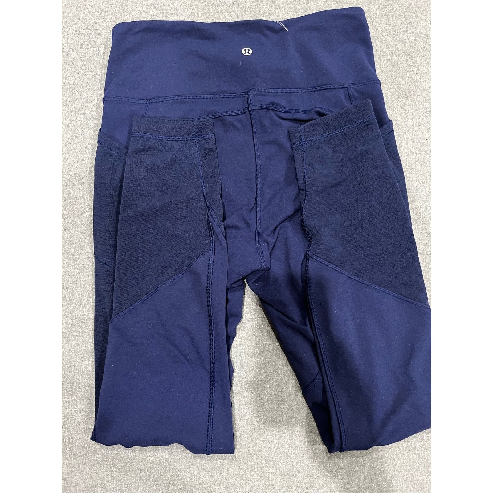 Lululemon Lululemon Navy Multi Mesh Panel Leggings Size Medium Size 26" / US 2 / IT 38 - 4 Thumbnail