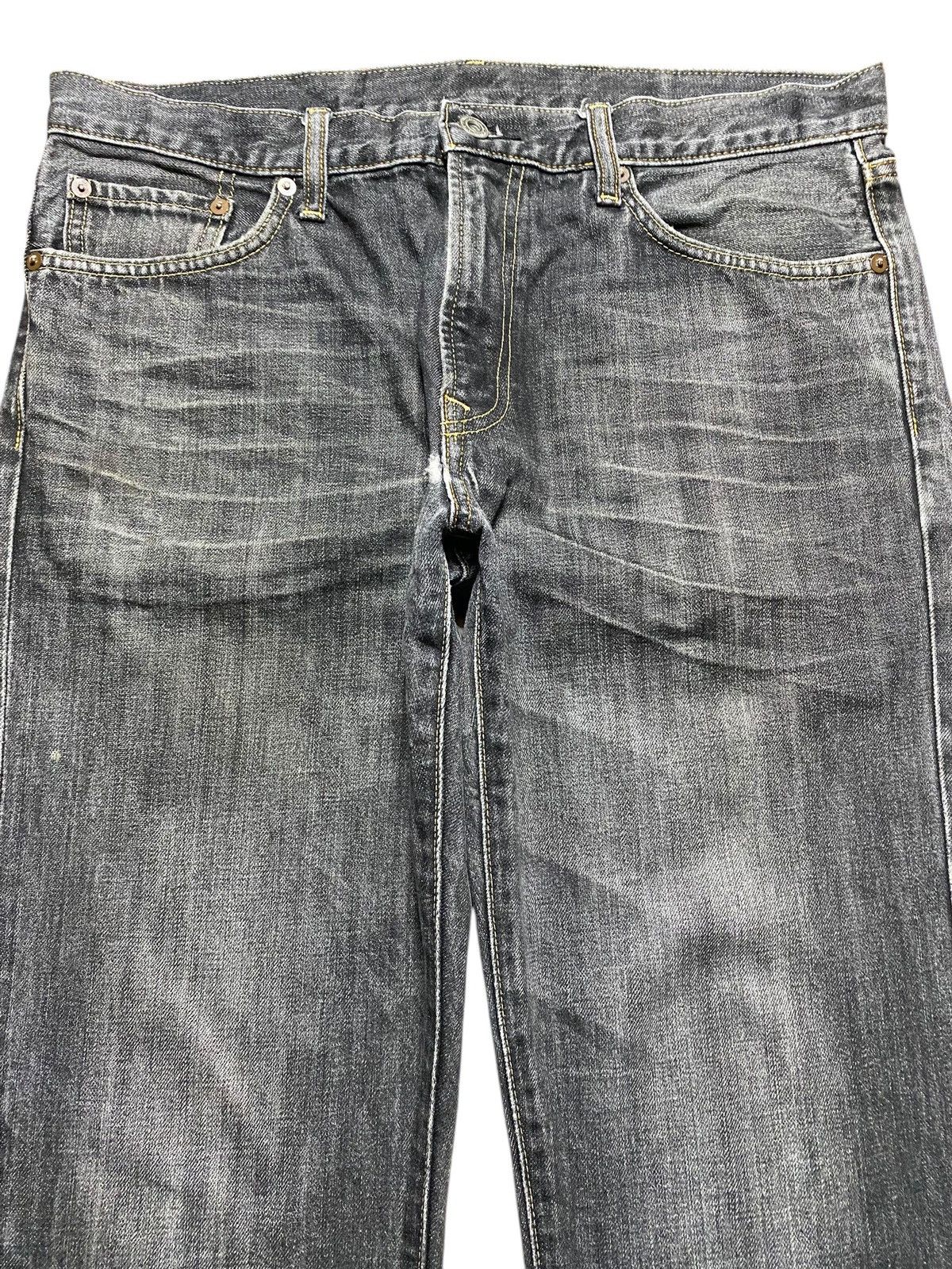 Japanese Brand Vintage Uniqlo Black Denim Distressed Loose Jeans Size US 34 / EU 50 - 3 Thumbnail
