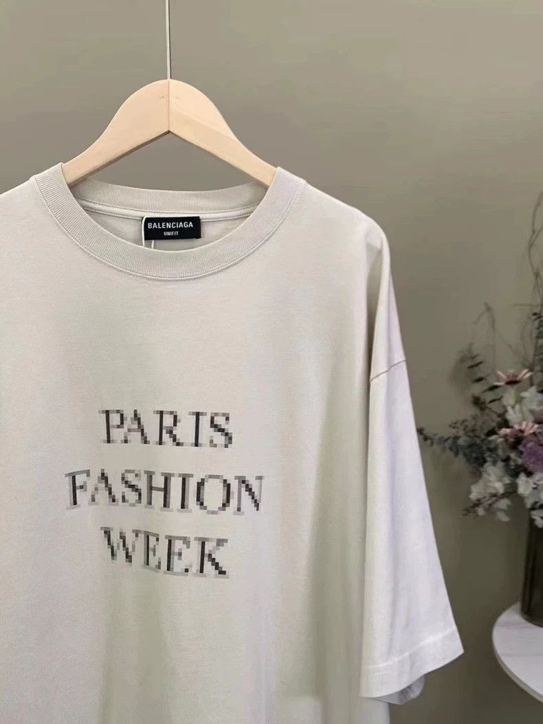 Balenciaga Balenciaga Fashion Week logo monogram short sleeve T-shirt Size US XS / EU 42 / 0 - 6 Thumbnail