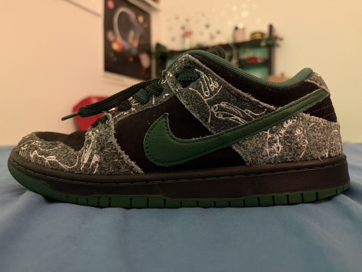 Nike Nike x There Skateboards SB Dunk Low Pro Size US 8 / EU 41 - 4 Thumbnail