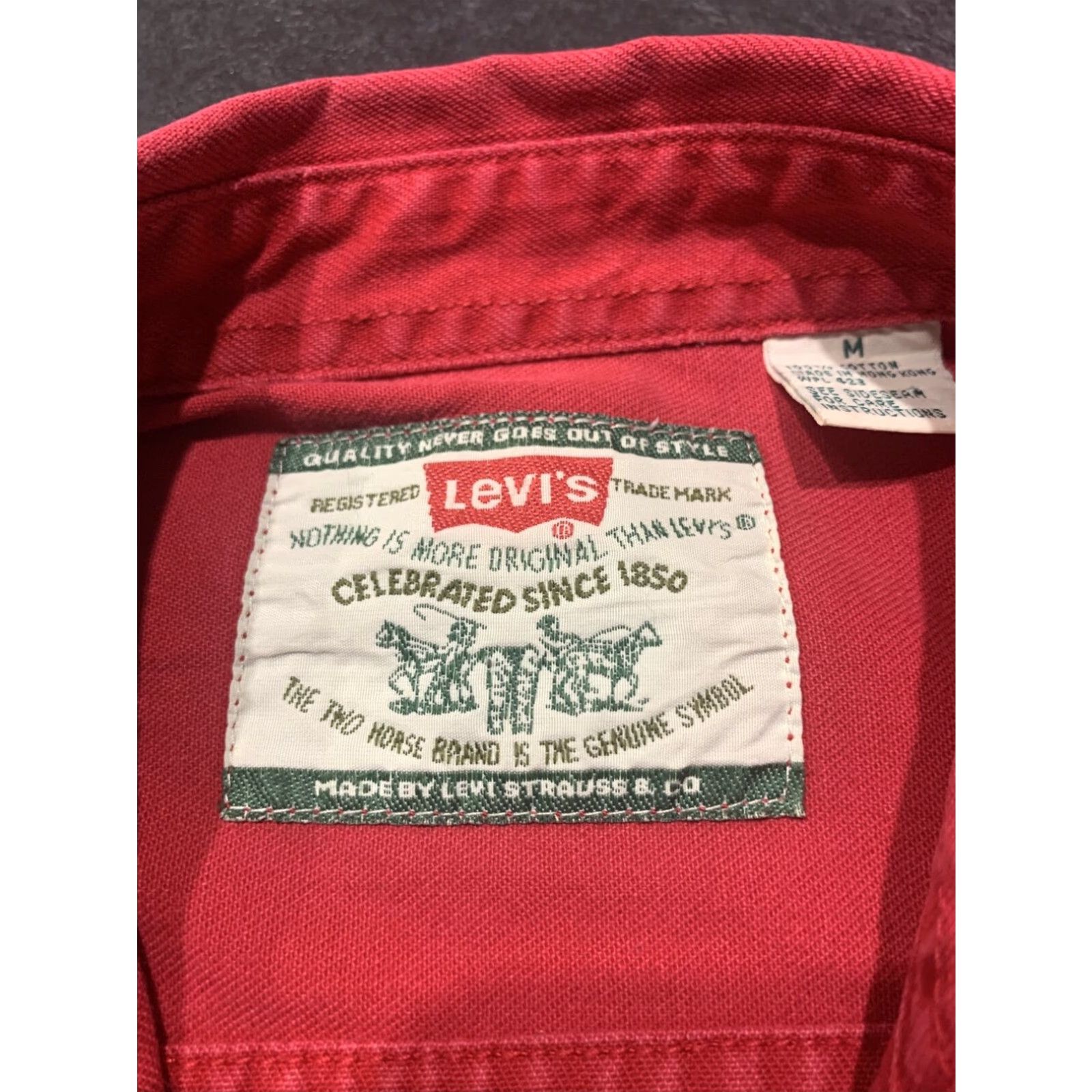Levi's VINTAGE Levi's Button Down Shirt Medium Red Stud Buttons 1990s Mens Size US M / EU 48-50 / 2 - 4 Thumbnail