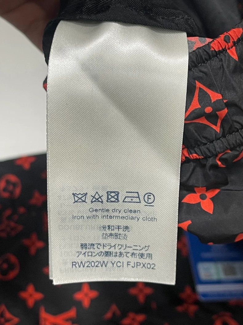 Louis Vuitton Louis Vuitton Jogging full of logo pants Size US 34 / EU 50 - 7 Thumbnail