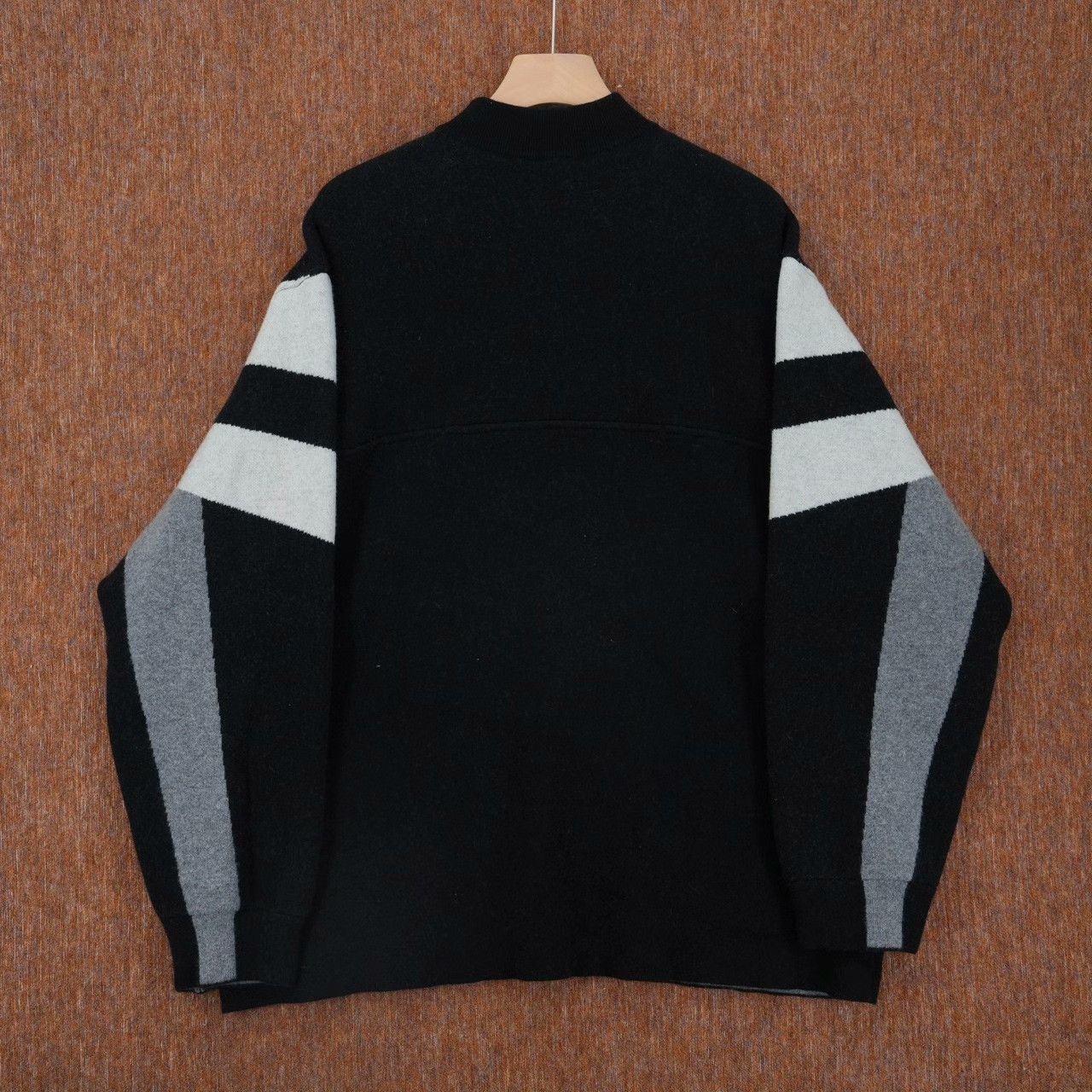 Balenciaga Balenciaga Black Sweater 35 Men Size US S / EU 44-46 / 1 - 1 Thumbnail