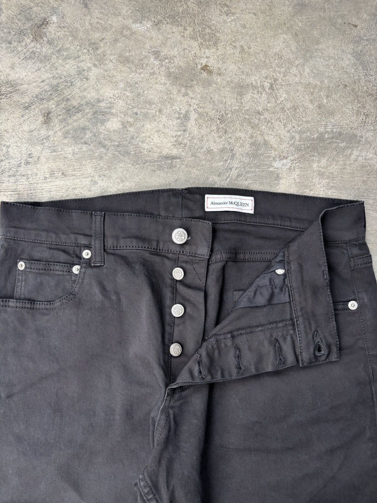 Alexander McQueen Alexander McQueen Black Bull Denim Check Jeans Size US 34 / EU 50 - 6 Thumbnail