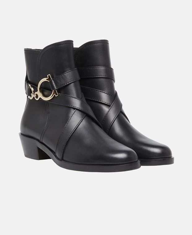 Biker boots