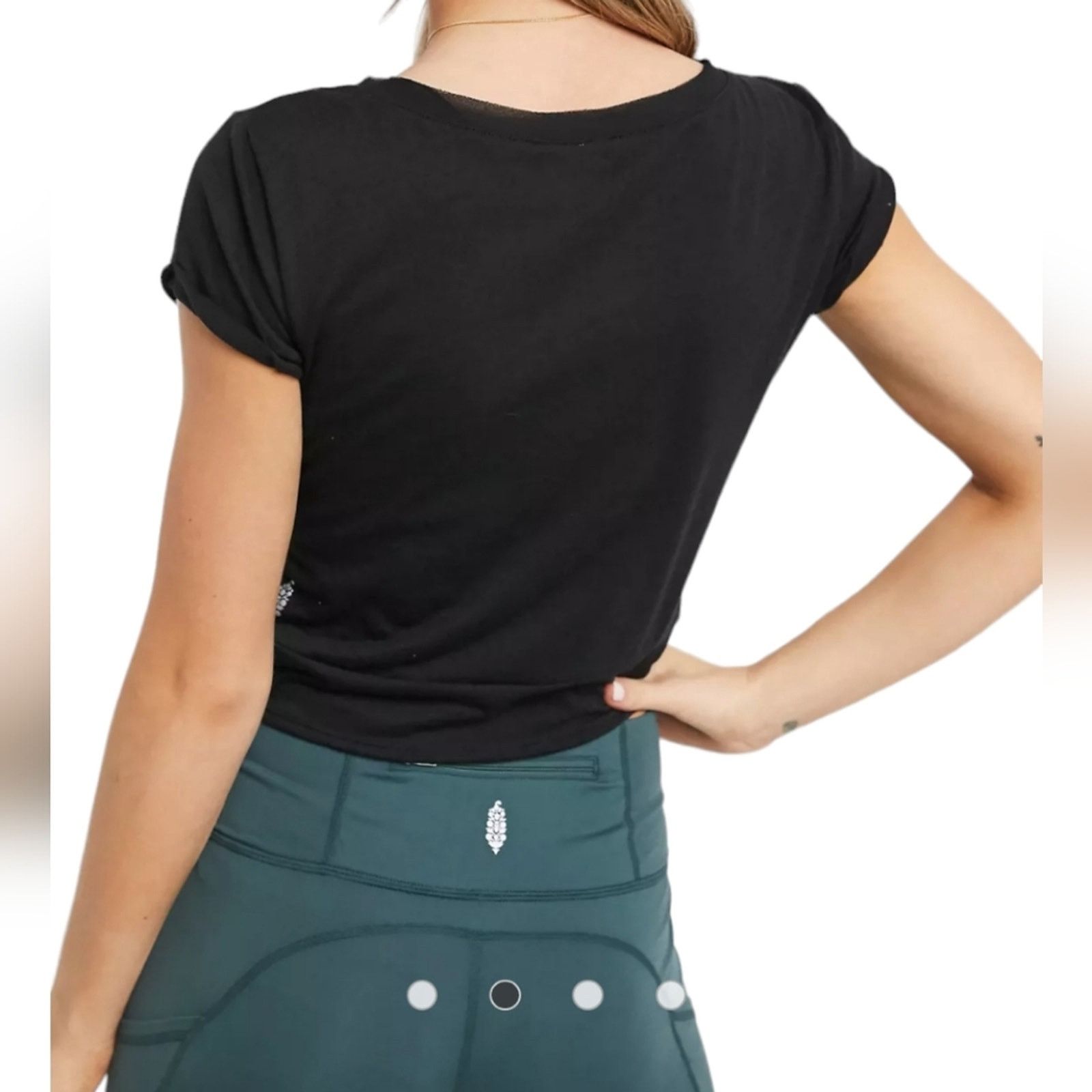 Free People NWT Free People Movement Run in the Sun shirt in black Large Size L / US 10 / IT 46 - 9 Thumbnail