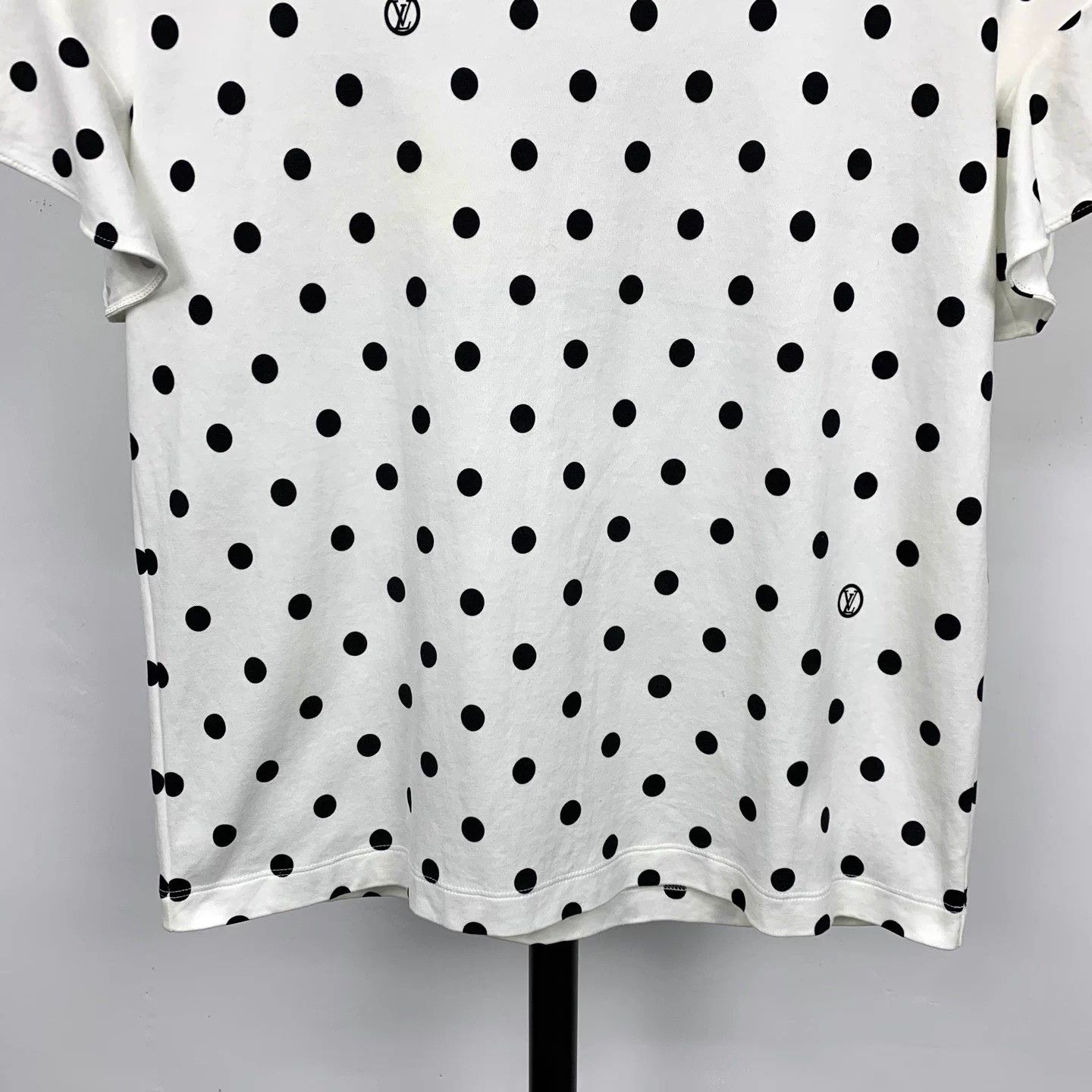 Louis Vuitton LOUIS VUITTON Monogram Dot T-Shirt S Size S / US 4 / IT 40 - 4 Thumbnail