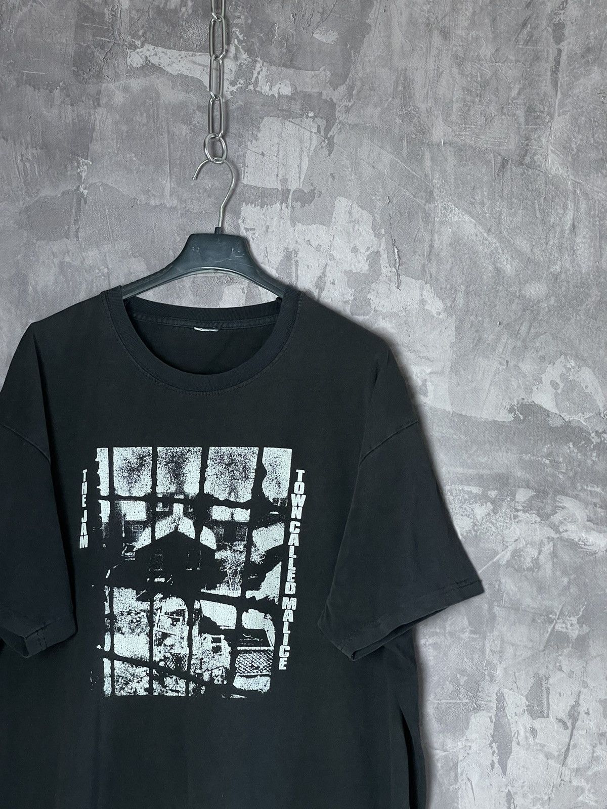Band Tees × Vintage 👕 Vintage T-Shirt The Jam Big Logo Band Rock Size US XL / EU 56 / 4 - 3 Thumbnail