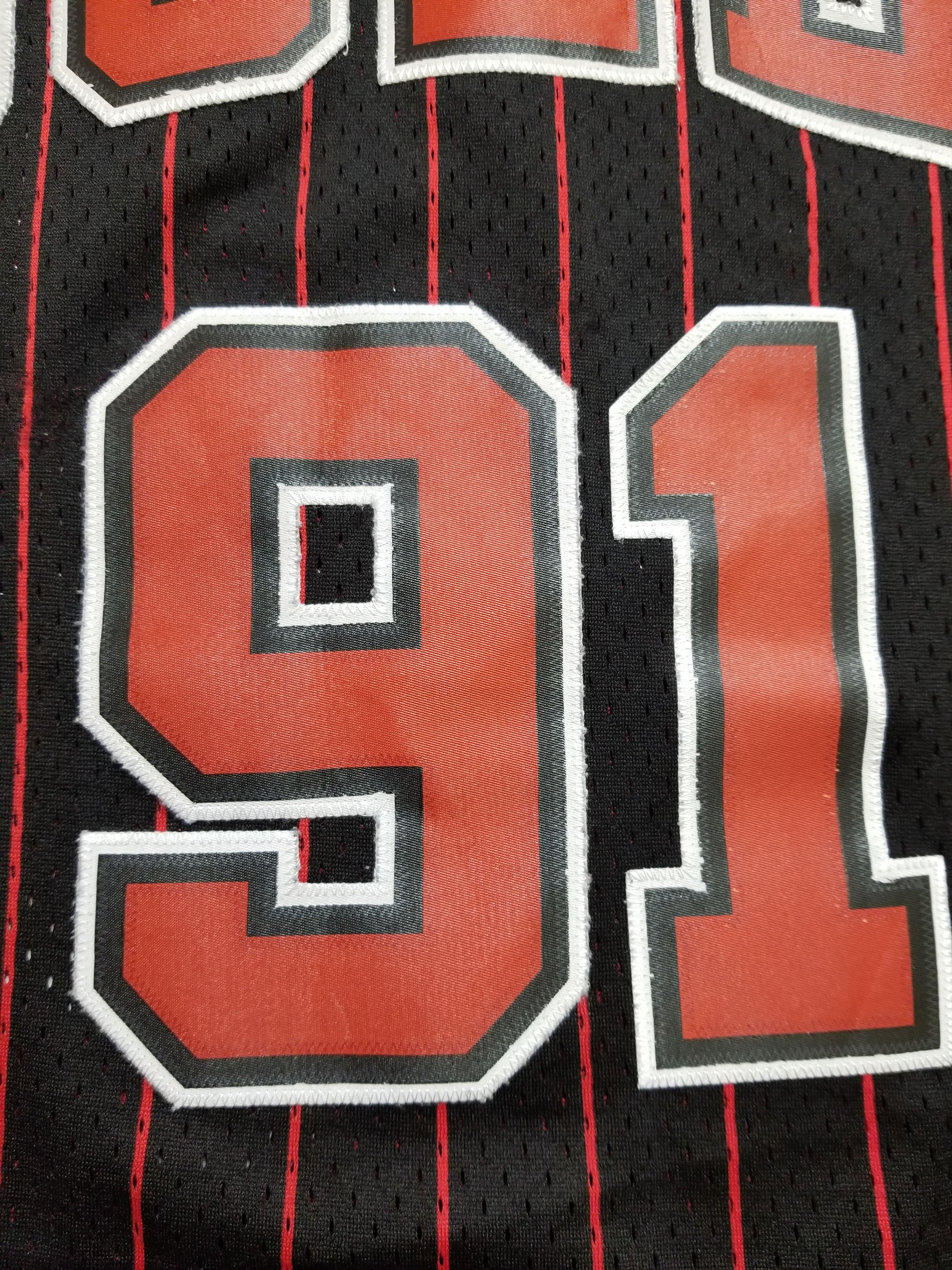 Adidas Dennis Rodman #91 Chicago Bulls NBA Embroidered Jersey Size US M / EU 48-50 / 2 - 18 Thumbnail