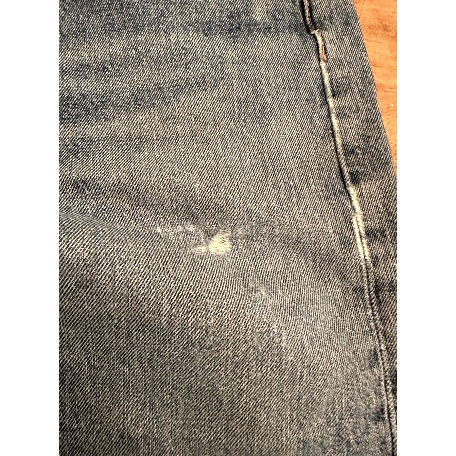 Levi's Levi's 501 Jeans Distressed Button Fly Mens 34X34 Denim Straight Classic Blue 5-Pocket Regular Fit Casual Vintage? Size US 34 / EU 50 - 7 Thumbnail