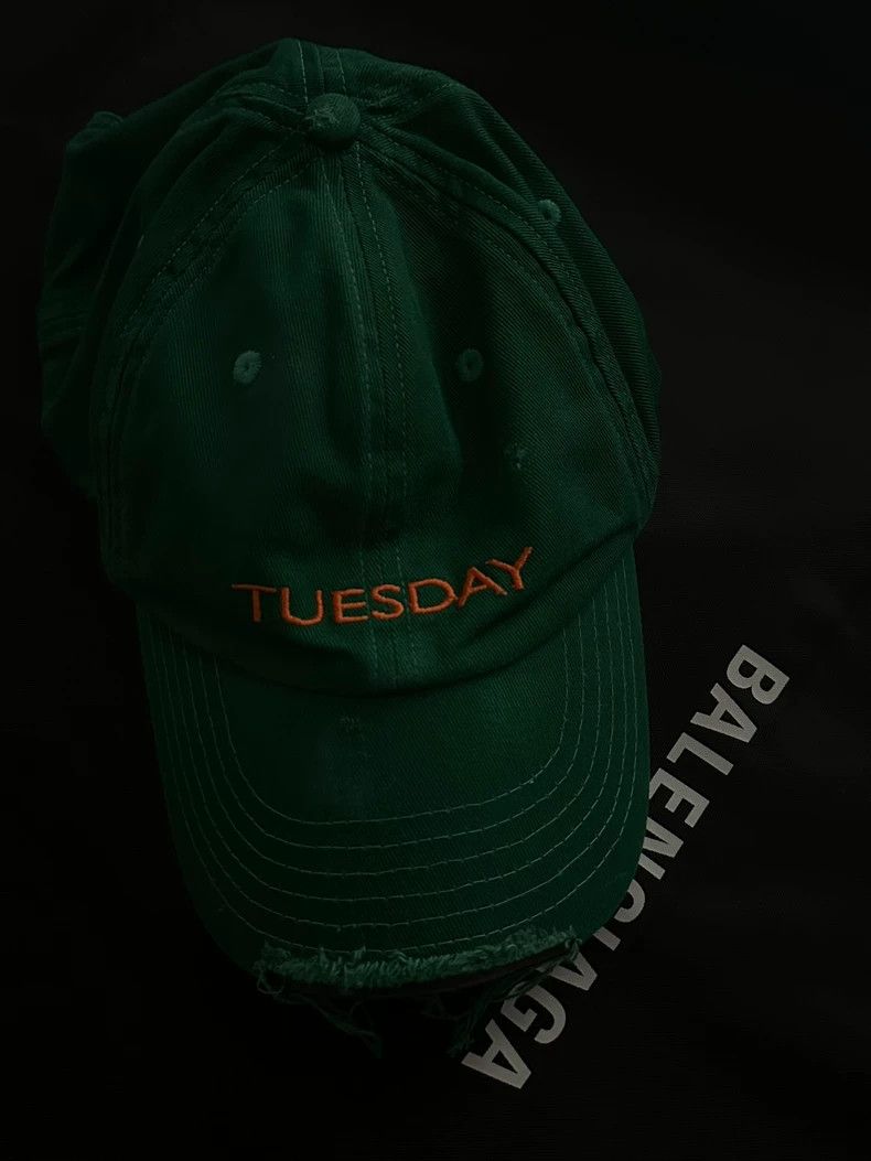 Vetements Vetements Limited Destruction Version Limited Color This H Size ONE SIZE - 2 Thumbnail