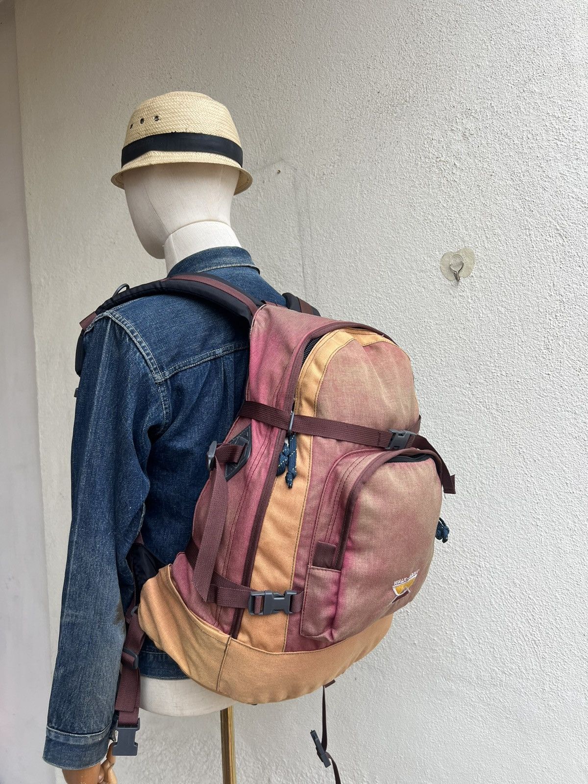 Vintage Vintage Sun Faded Walk-About Multi Colour Backpack Bag Size ONE SIZE - 1 Thumbnail