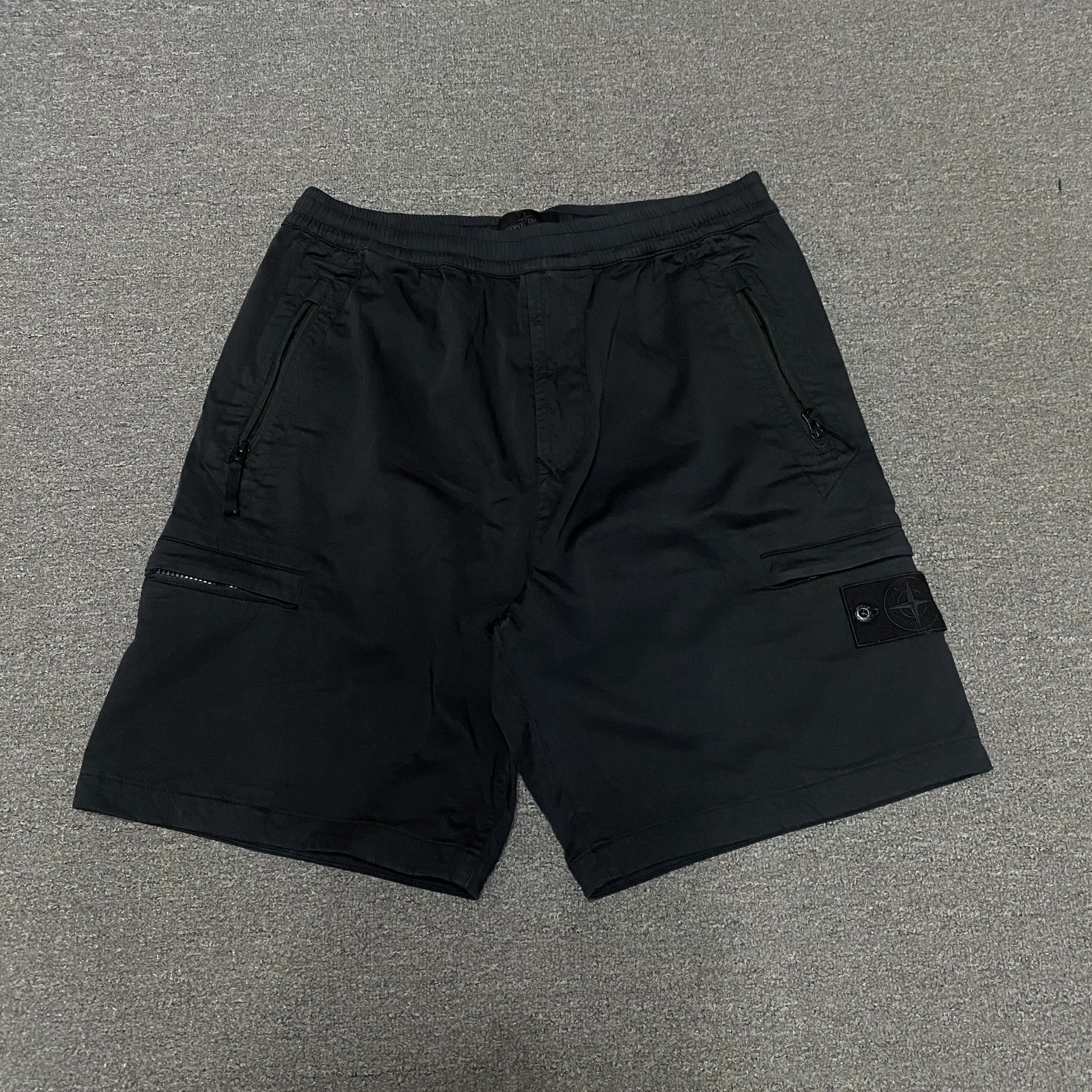 Stone Island Stone Island Ghost Badge Shorts Size US 34 / EU 50 - 1 Thumbnail
