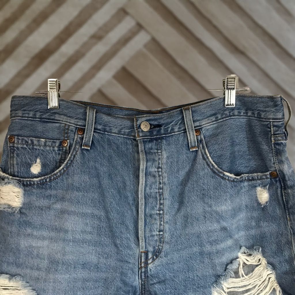 Levi's Levi's 501 Denim Cut Off Shorts Distressed Raw Hem Women's Size 32 Blue Size 24" / US 00 / IT 34 - 1 Thumbnail