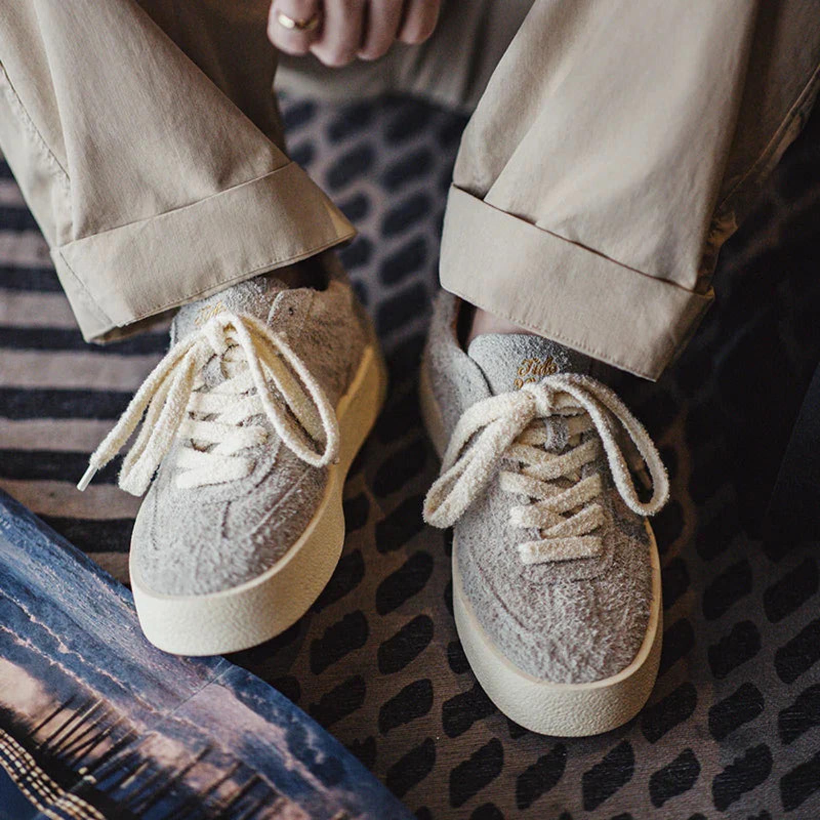 Other Long Napped Suede Sneakers Size US 9 / EU 42 - 4 Thumbnail
