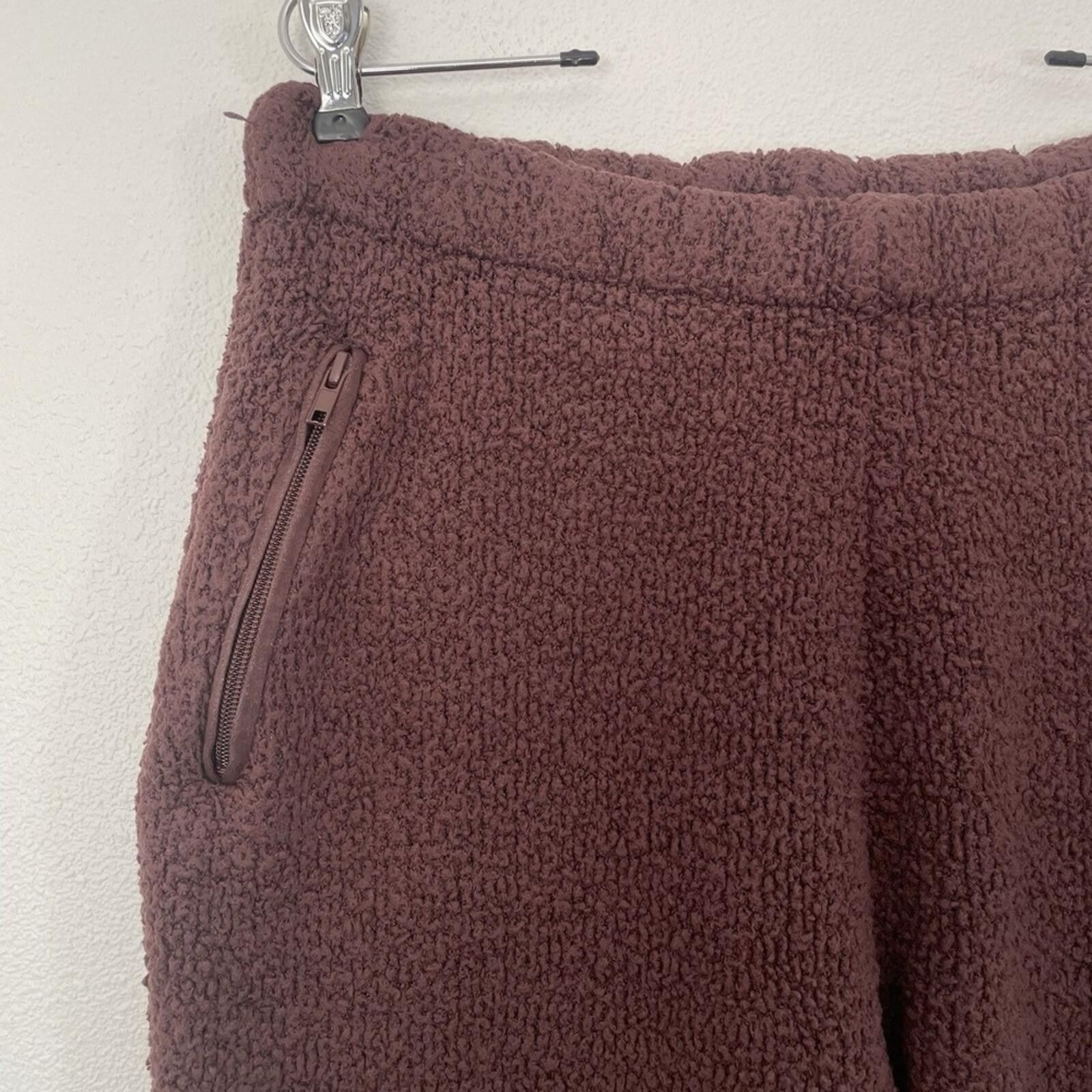 Swims SKIMS Plush Sherpa Jogger Pants Size 32" / US 10 / IT 46 - 2 Thumbnail