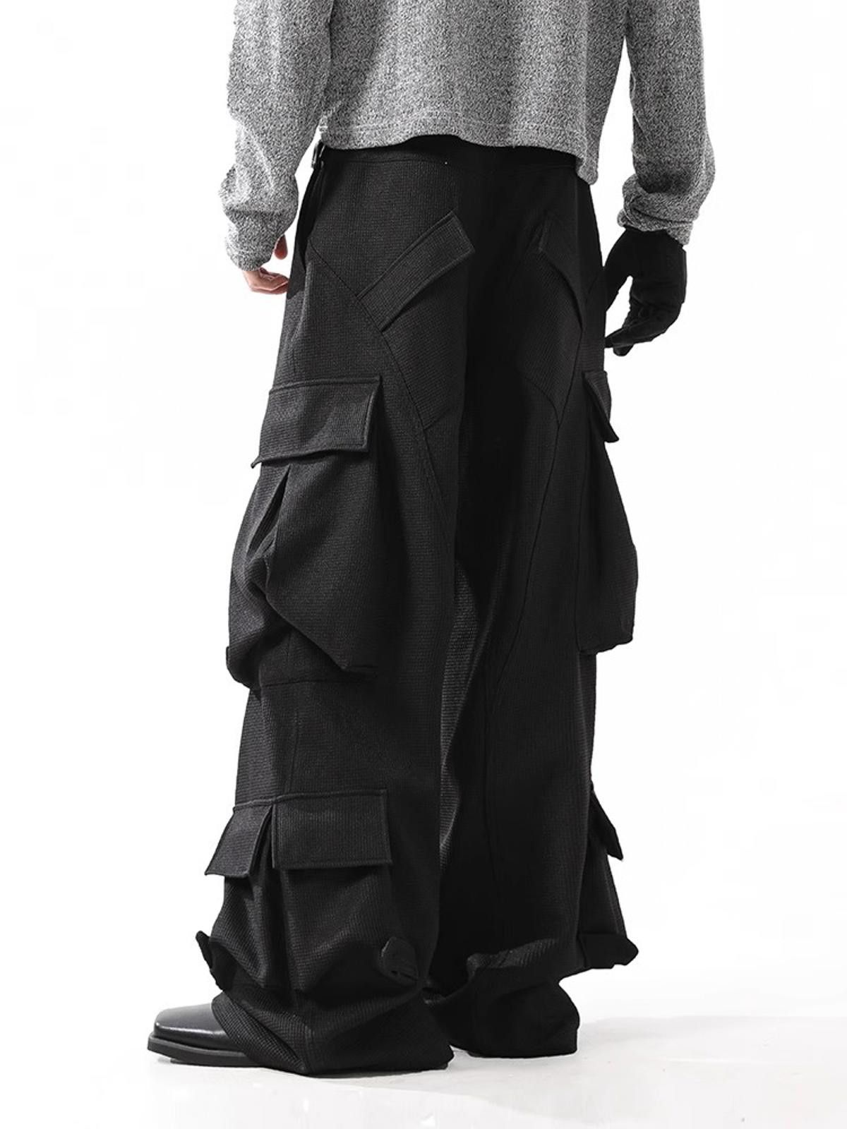 Japanese Brand Oversized Black Cargo Pants with Multiple Pockets Size US 30 / EU 46 - 2 Thumbnail