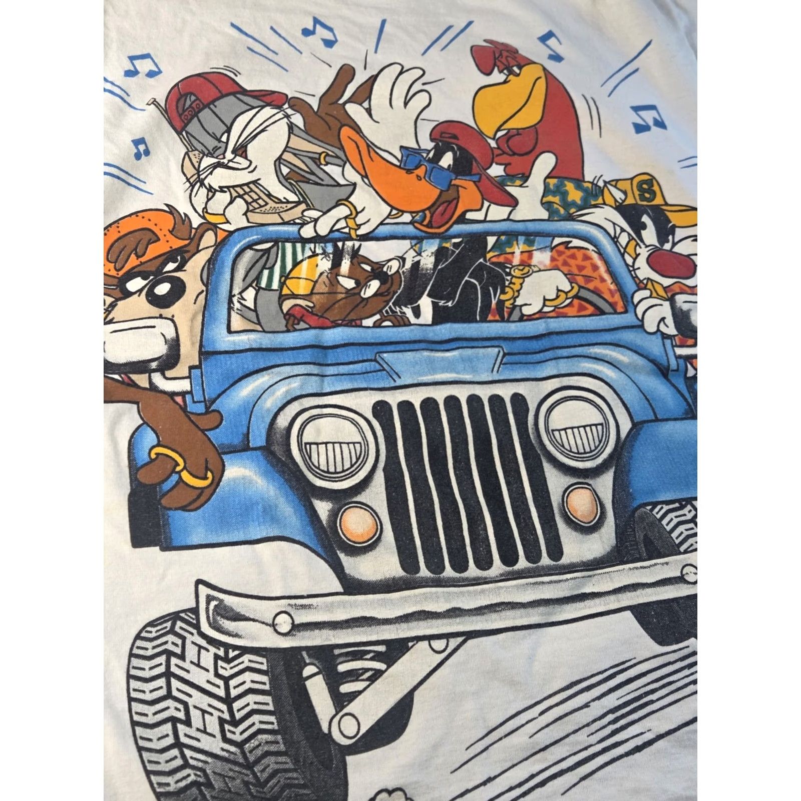 Vintage VINTAGE Looney Tunes T-Shirt Men Crew Neck Short Sleeve White Medium Bugs Bunny Distressed 4x4 Jeep WB Cartoon Size US M / EU 48-50 / 2 - 2 Thumbnail