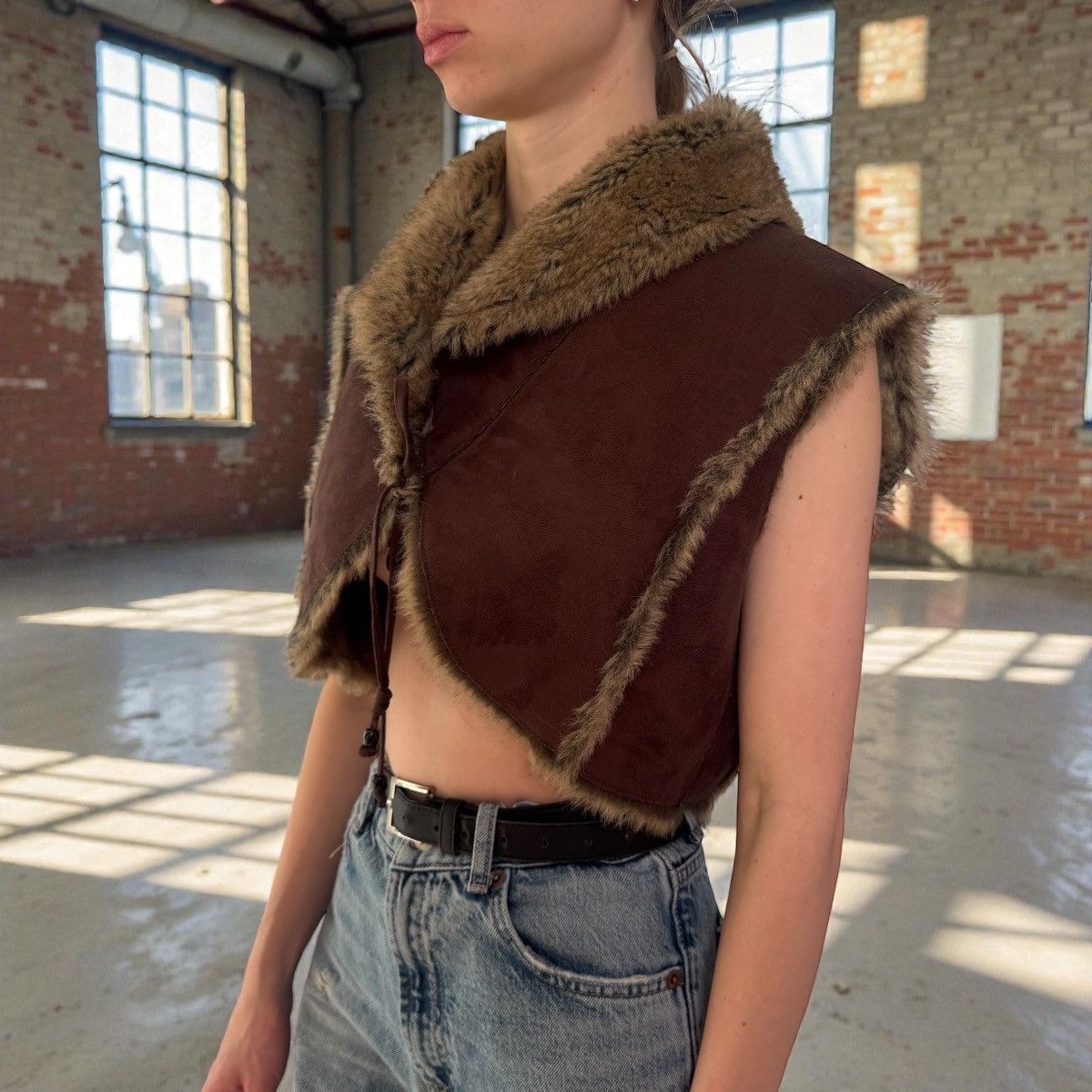 Hysteric Glamour 2000’s Aesthetic Vintage Y2K Glamour Faux Fur Vest Jacket Size S / US 4 / IT 40 - 2 Thumbnail