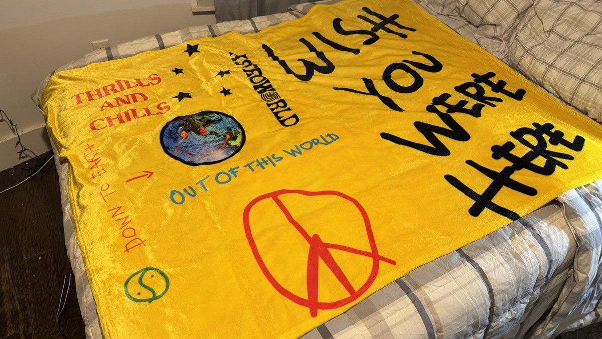 Travis Scott Astroworld “WISH YOU WERE HERE” blanket Size ONE SIZE - 3 Thumbnail